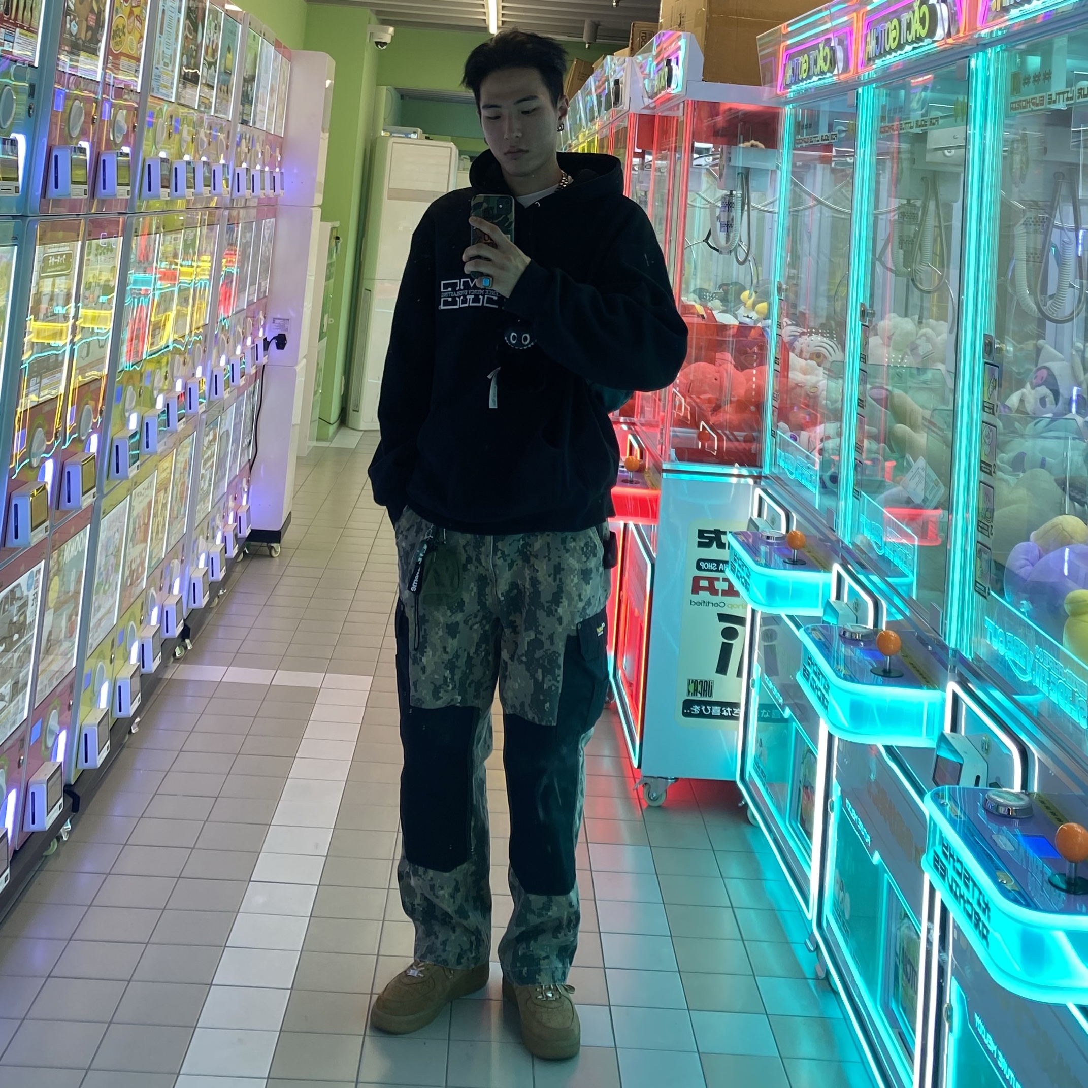 Supreme x Dickies Cordura Cargo Pant Digi Camo - 25FW 착용 스타일