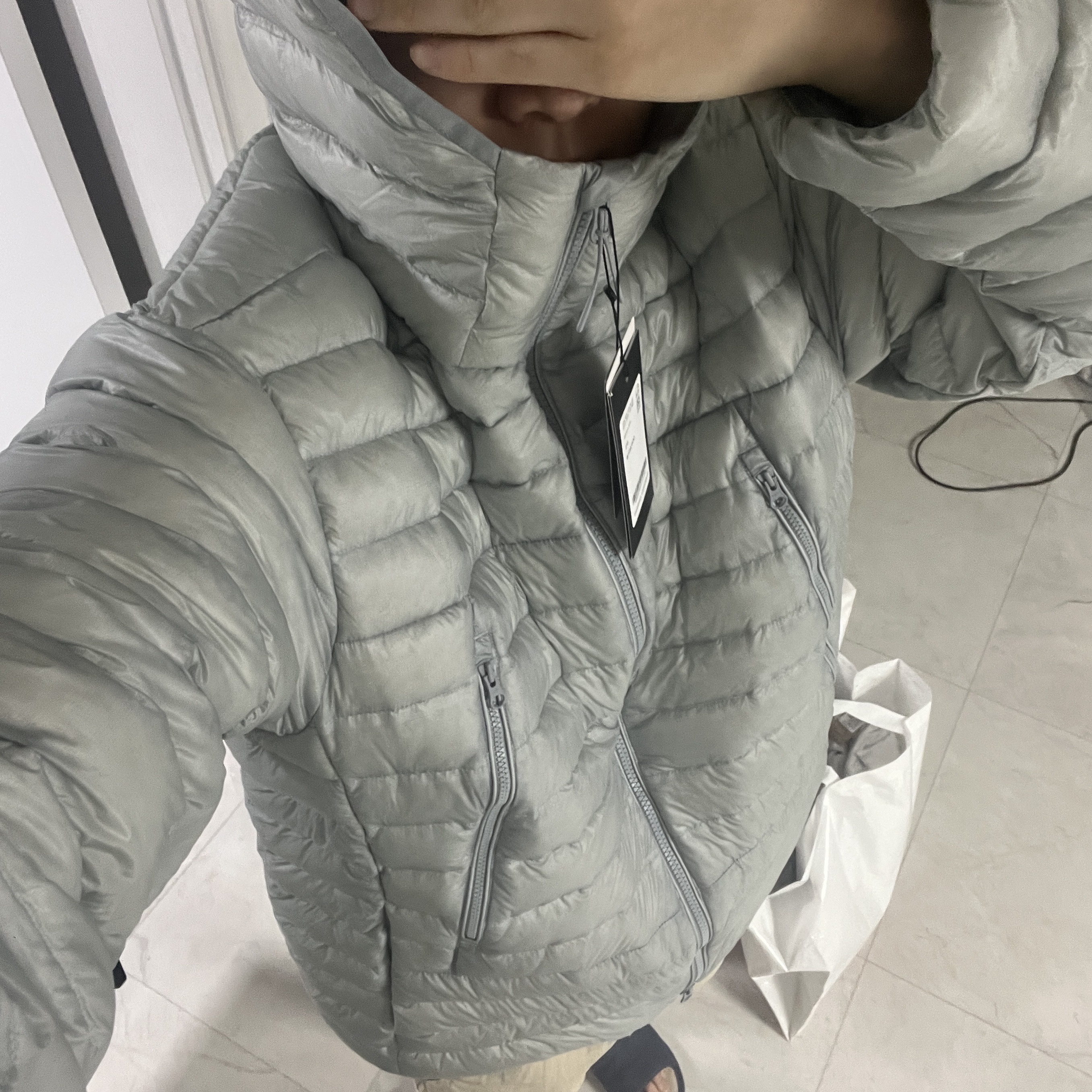 Musinsa Standard City Leisure Sheer Ripstop Hooded Light Down Jacket Cloudy Blue 착용 스타일