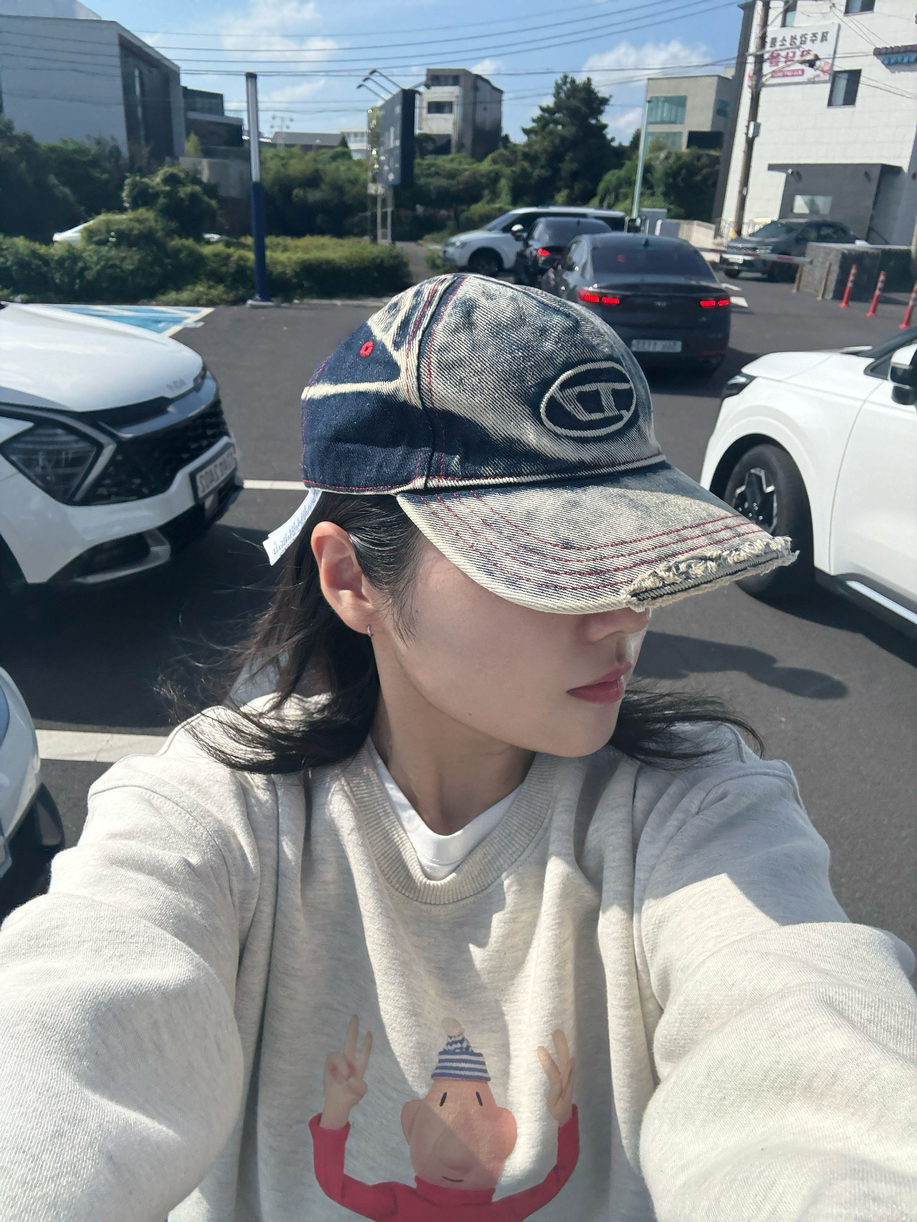 Diesel C-Seymon Treated Denim Baseball Cap Blue White 착용 스타일 - 2