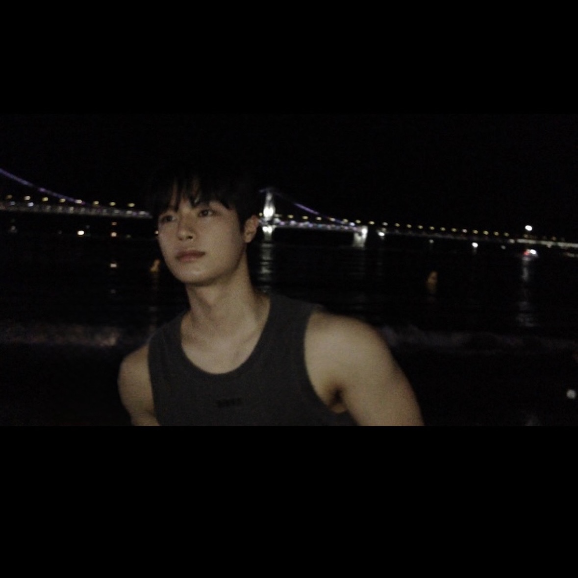 HDEX Essential Ribbed Pigment Body Fit Tank Pigment Charcoal 착용 스타일 - 1
