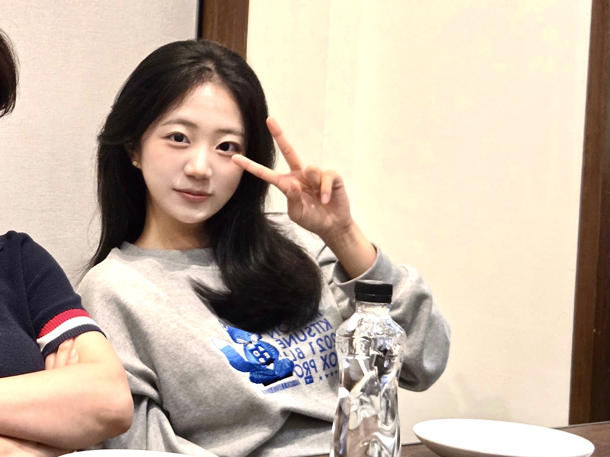 Maison Kitsune x Ader Error Meditation Fox Sweatshirt Grey 착용 스타일