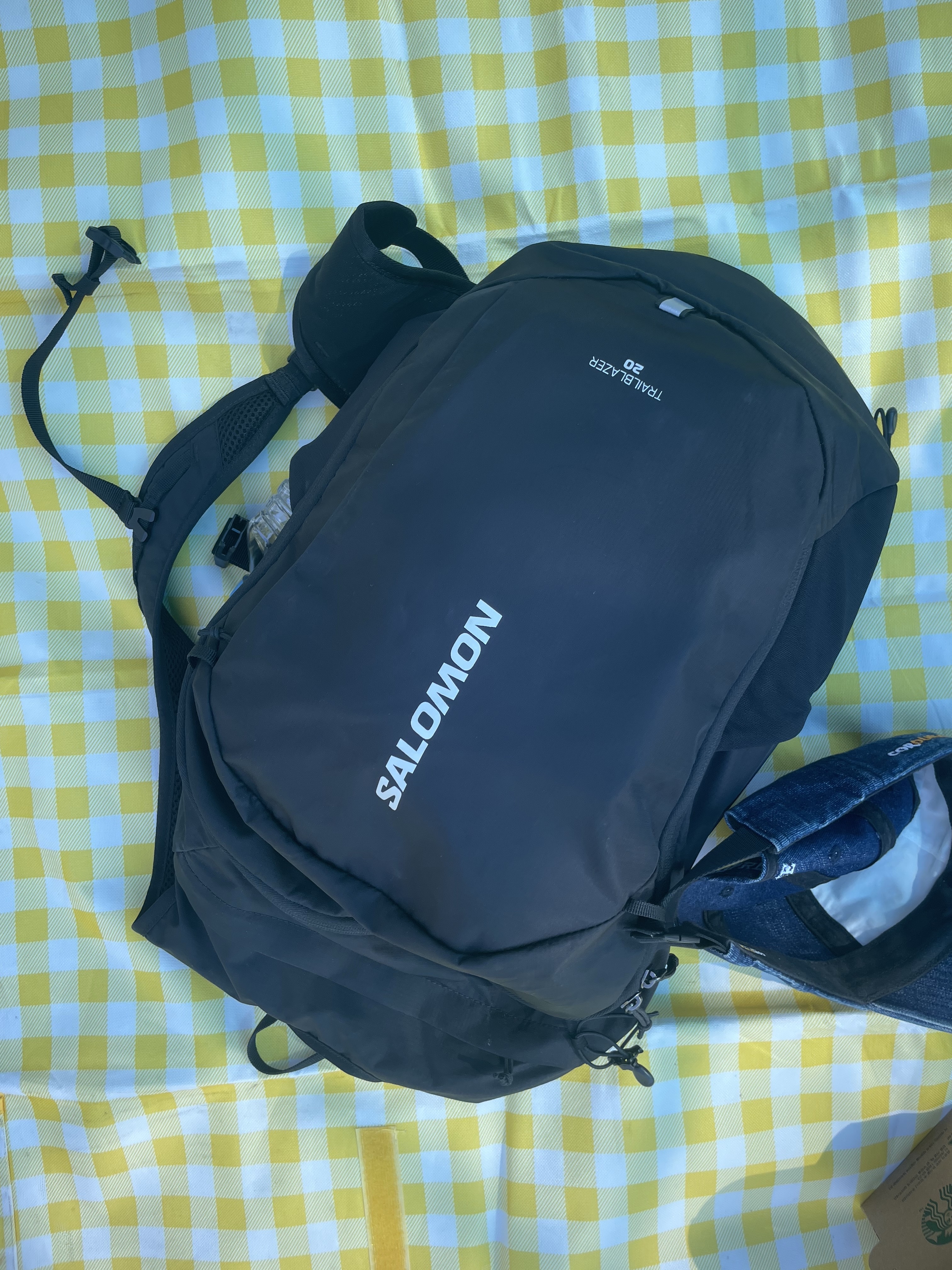 Salomon Trailblazer 20 Black 착용 스타일