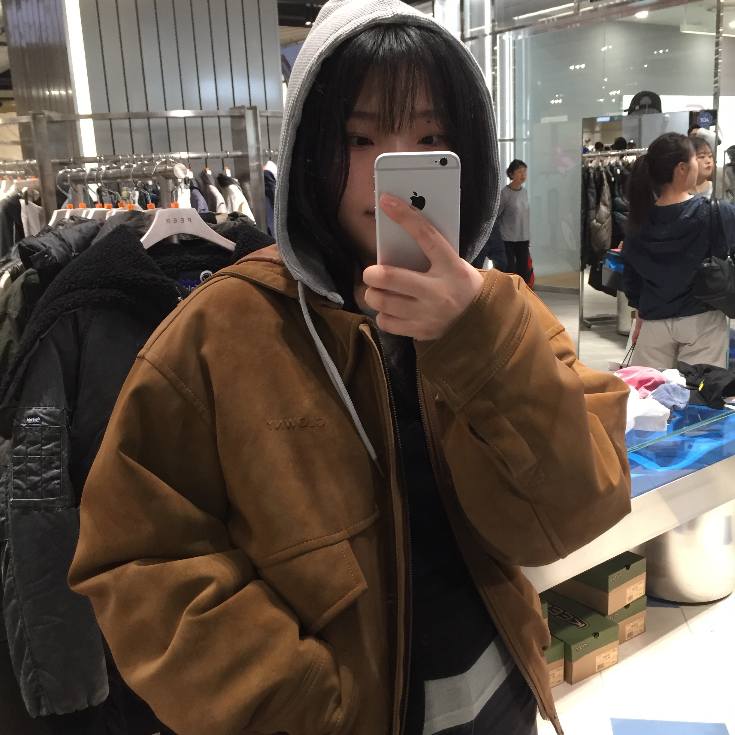 instagram @ueeybn님의 스타일