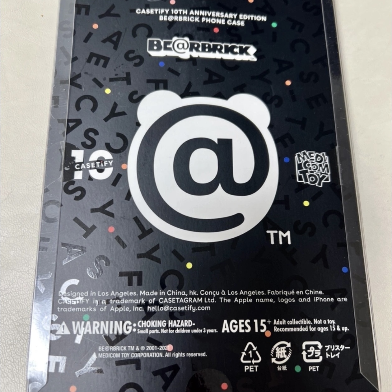 Casetify x Bearbrick 10th Anniversary Monogram Impact iPhone Case Clear Black 착용 스타일 - 2
