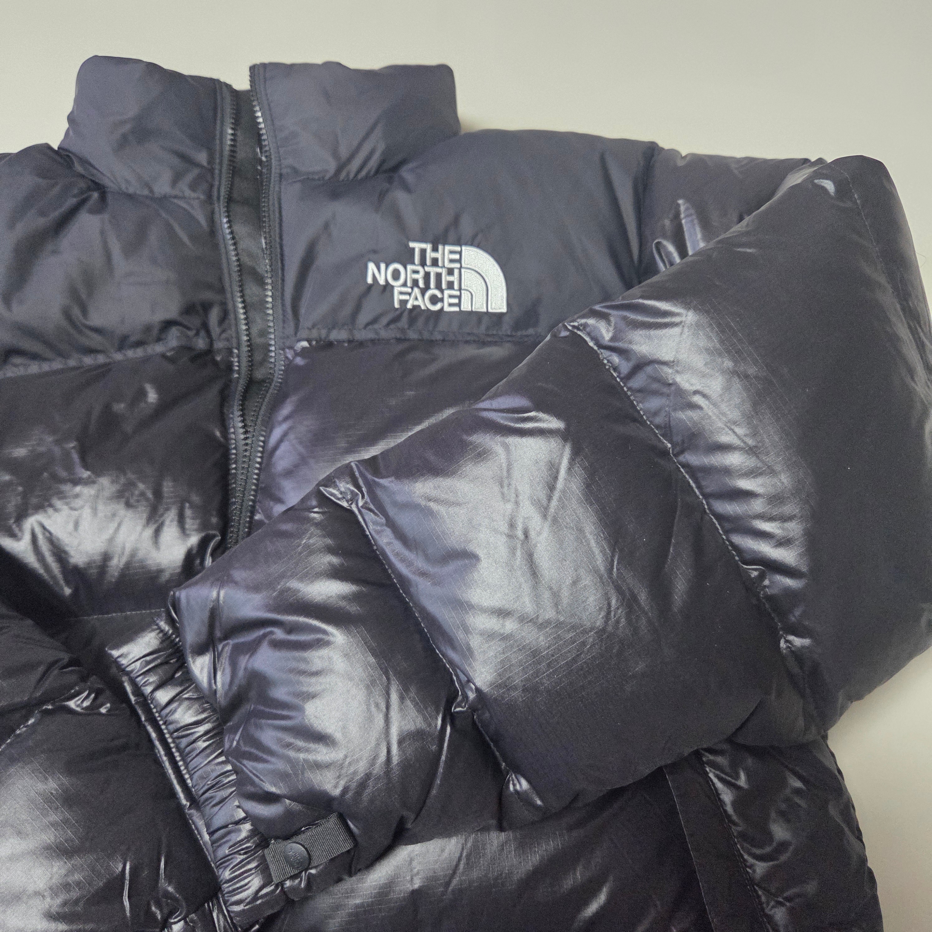 The North Face 1996 Eco Nuptse Jacket Real Black 착용 스타일
