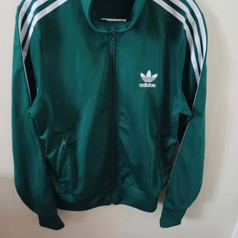 Adidas Adicolor Classic Firebird Track Top Mineral Green - KR Sizing 착용 스타일