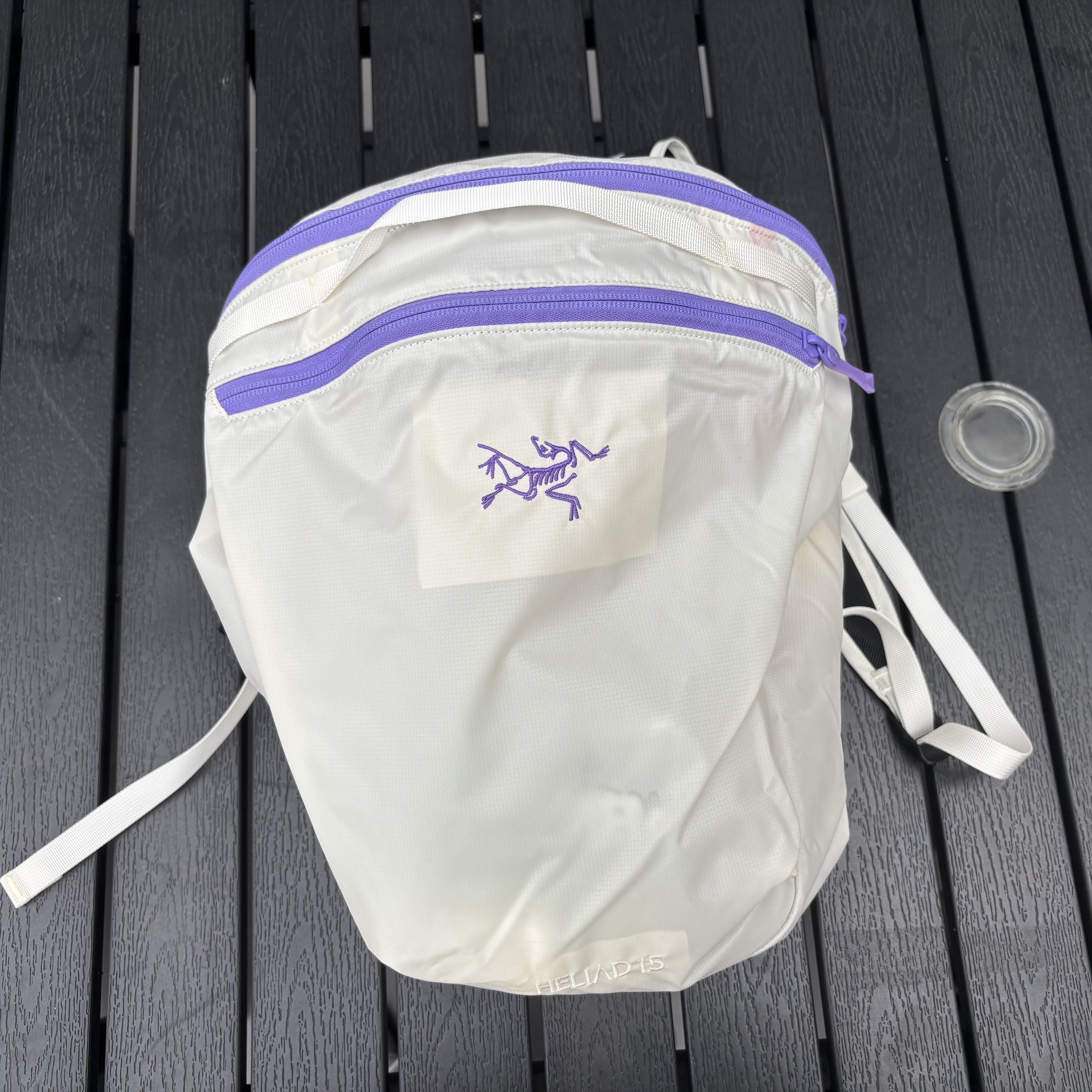 Arc'teryx Heliad 15 Backpack Arctic Silk Aster 착용 스타일 - 2