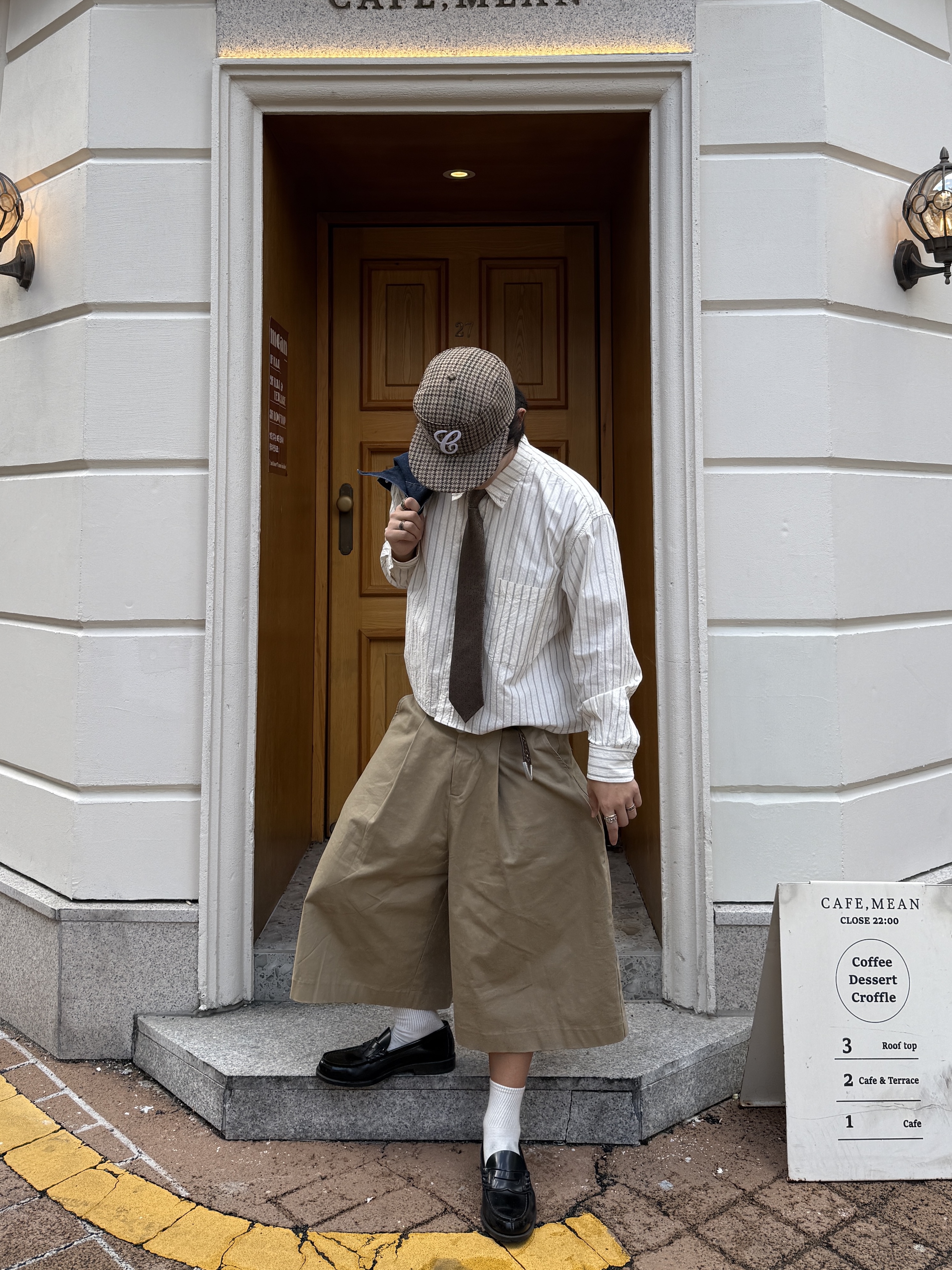Haruta HS-906 Penny Loafer Black 착용 스타일 - 1