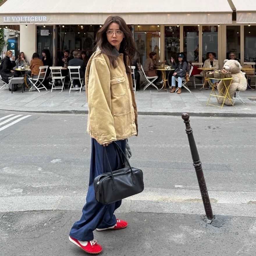 Nike x Jacquemus Moon Shoe SP University Red and Bicycle Yellow 착용 스타일 - 1
