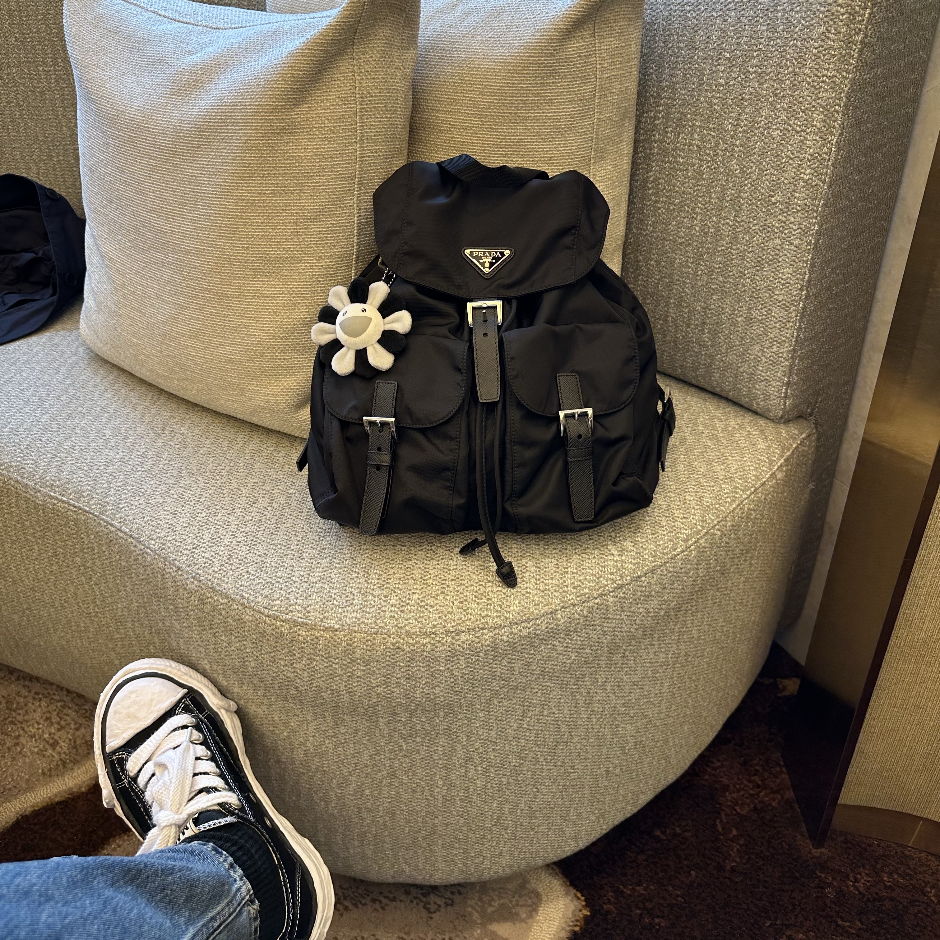Prada Re-Nylon Medium Backpack Black, Maison Mihara Yasuhiro Peterson OG Sole Canvas Low Sneakers Black 착용 스타일