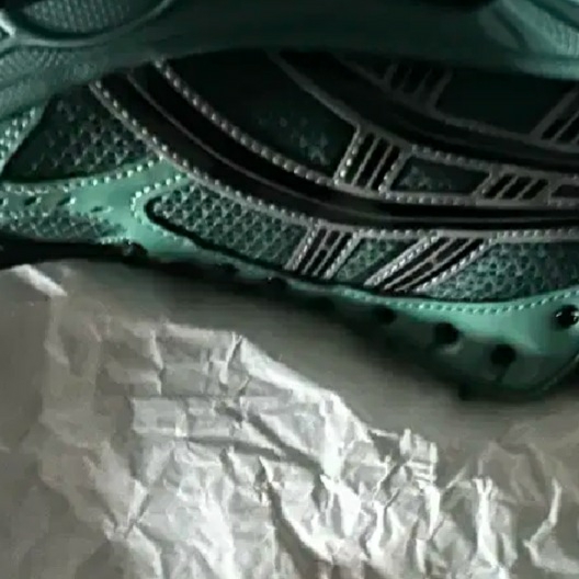 Asics x Unaffected Gel-Kayano 14 Uranus Green 착용 스타일
