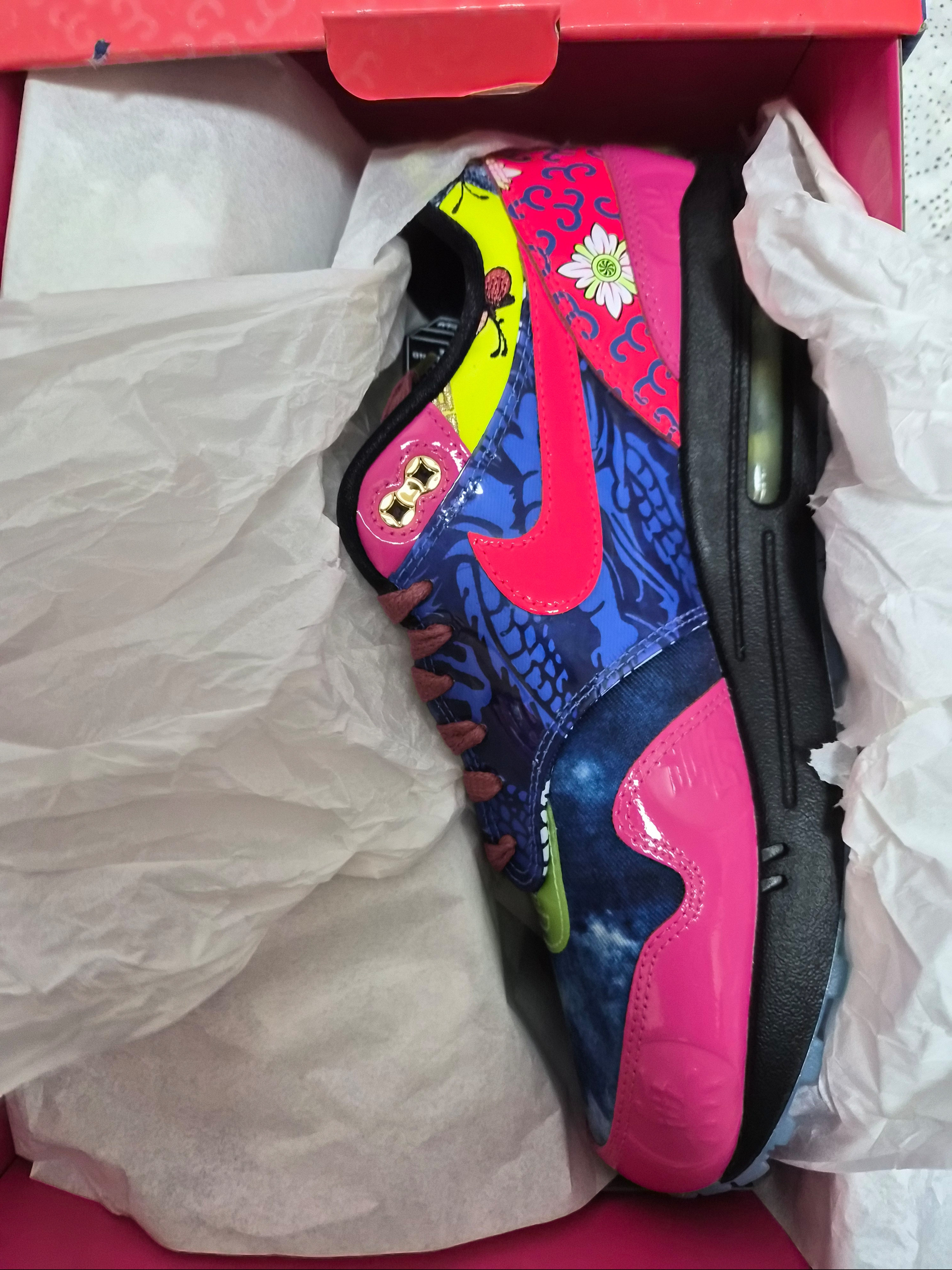 (W) Jordan 1 Zoom Air CMFT Gym Red Black, (W) Jordan 1 Retro High OG Lucky Green 착용 스타일 - 3
