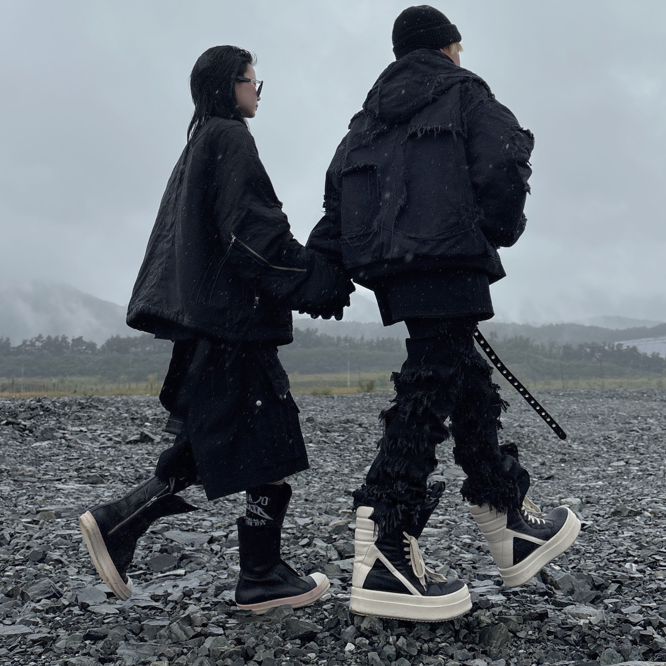 Rick Owens Mega Bumper Geobasket Black Milk 착용 스타일 - 3