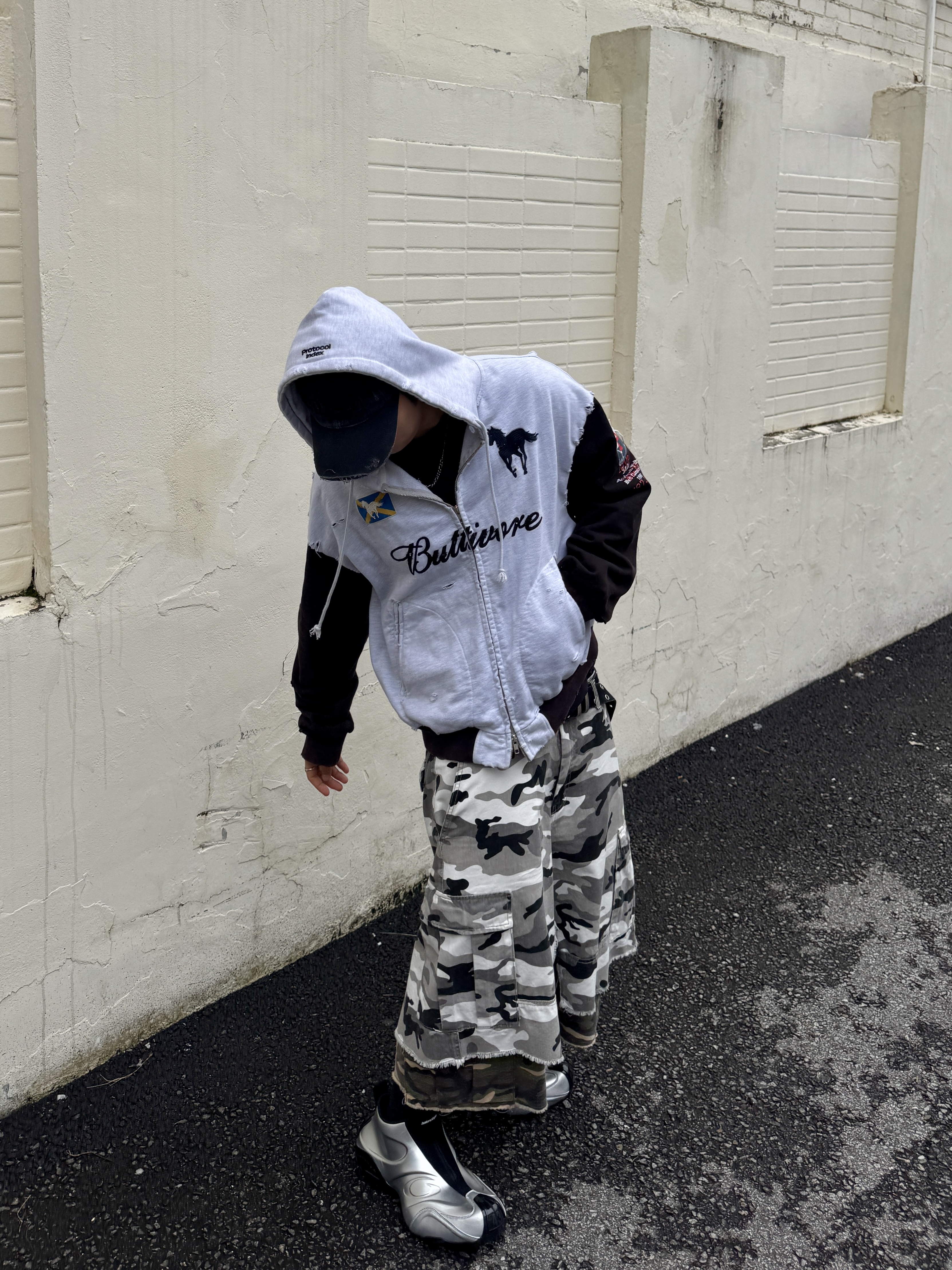 Protocol Index Buttivore Zip Hoodie White Melange, Project G/R x MFM333. Layered Skirt Camo Cargo Shorts Multi Camo 착용 스타일 - 4