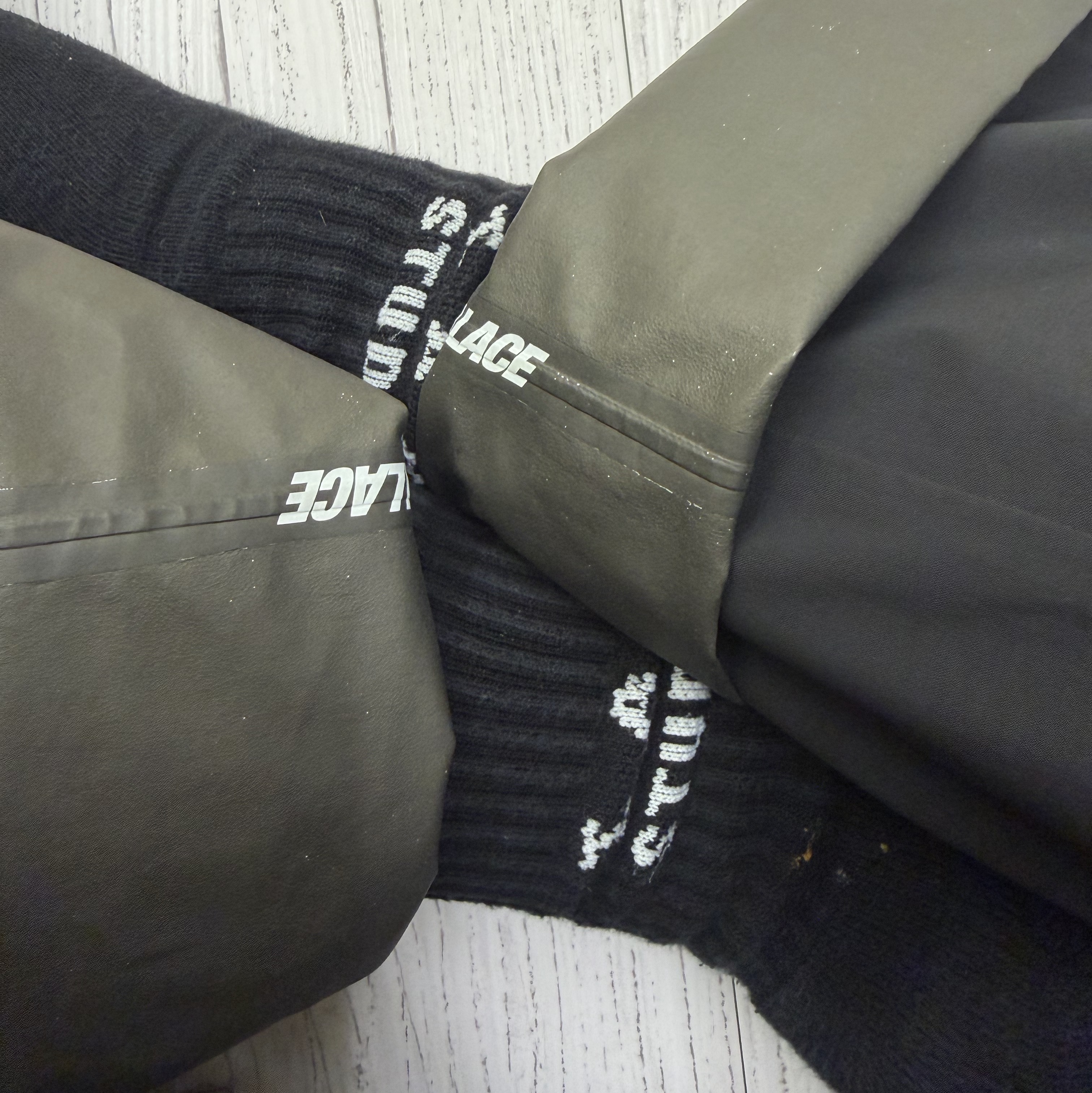 IAB Studio Socks White Black (5 Pack) 착용 스타일