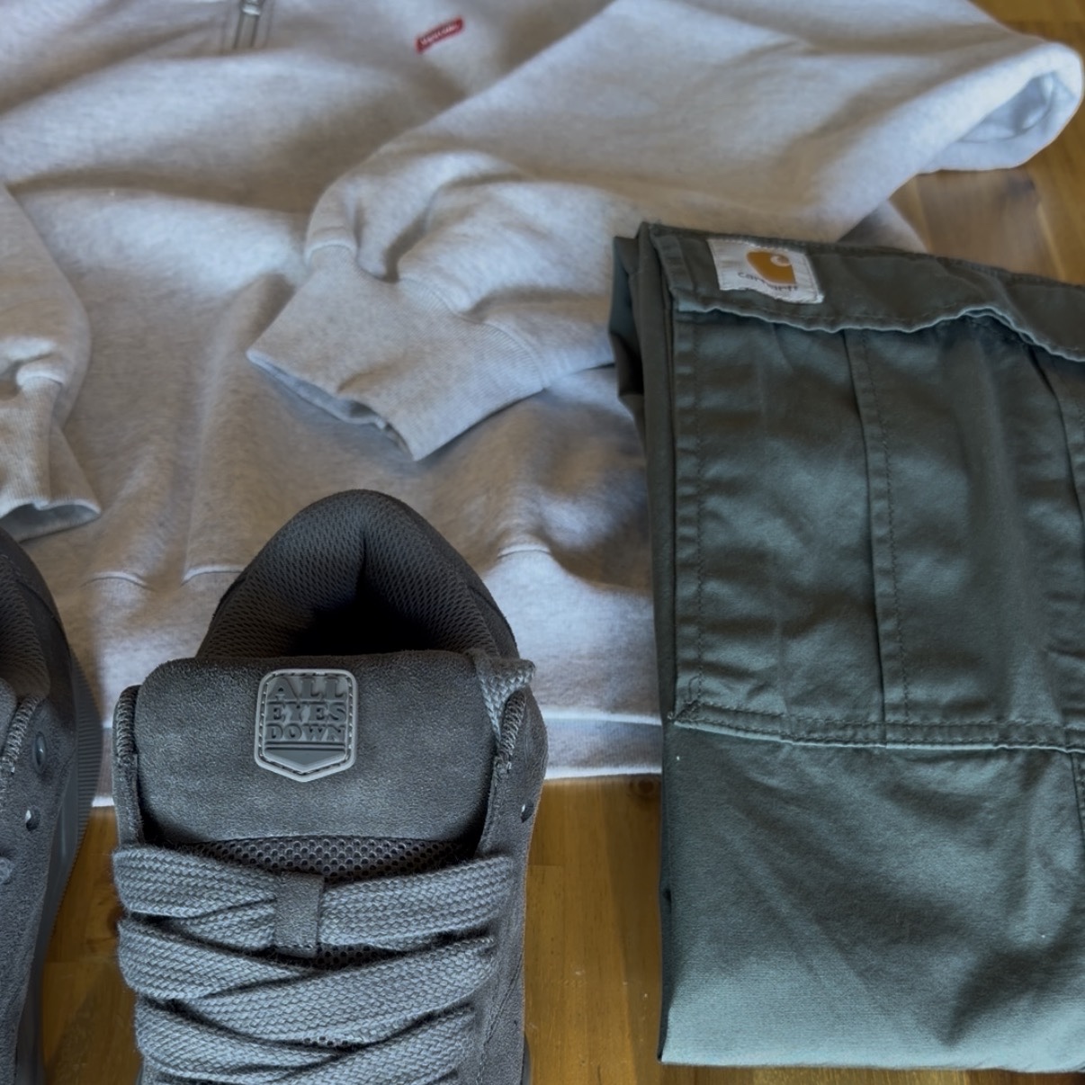 Supreme Small Box Half Zip Pullover Ash Grey - 25SS 착용 스타일