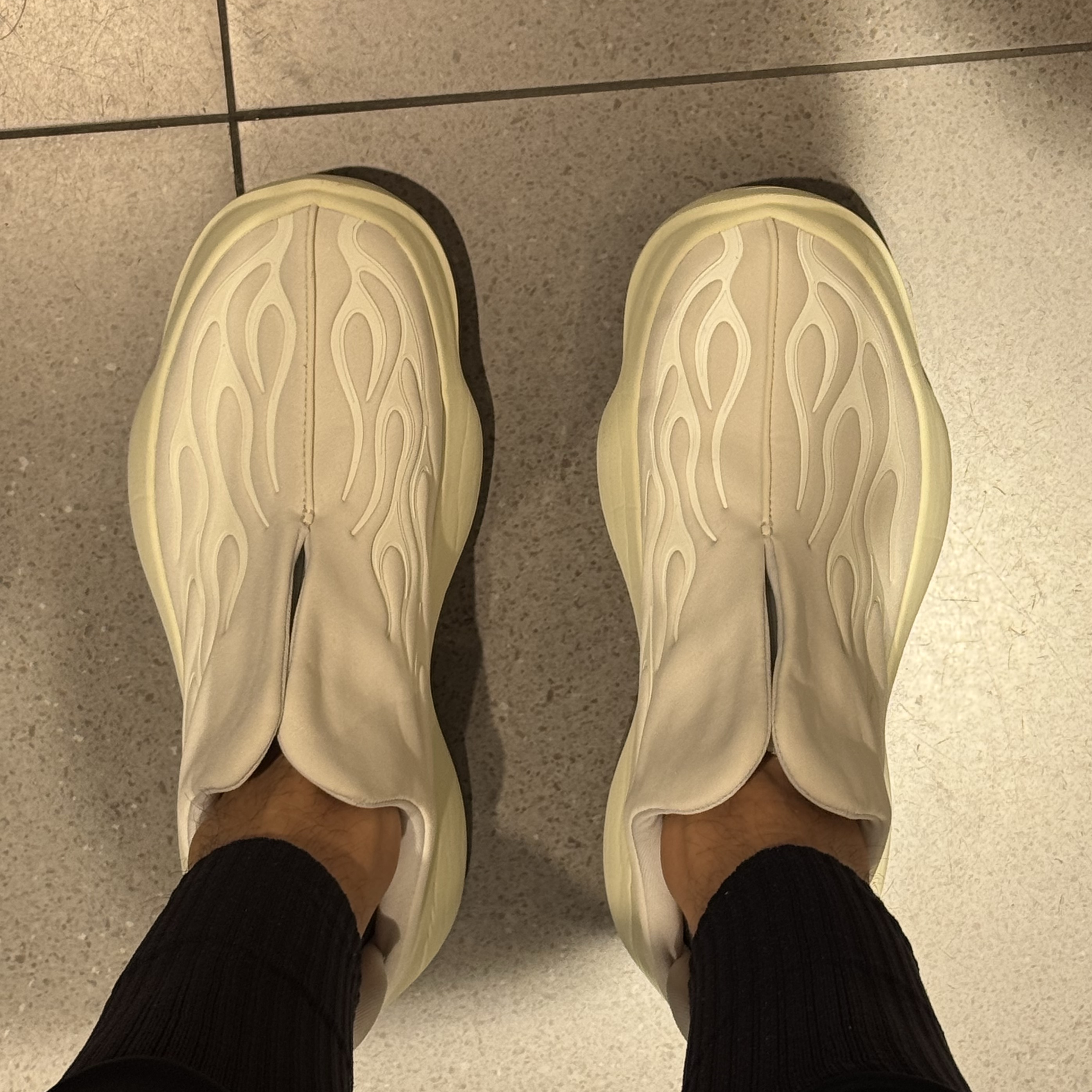 Asics x Taka x One Ok Rock One White 착용 스타일