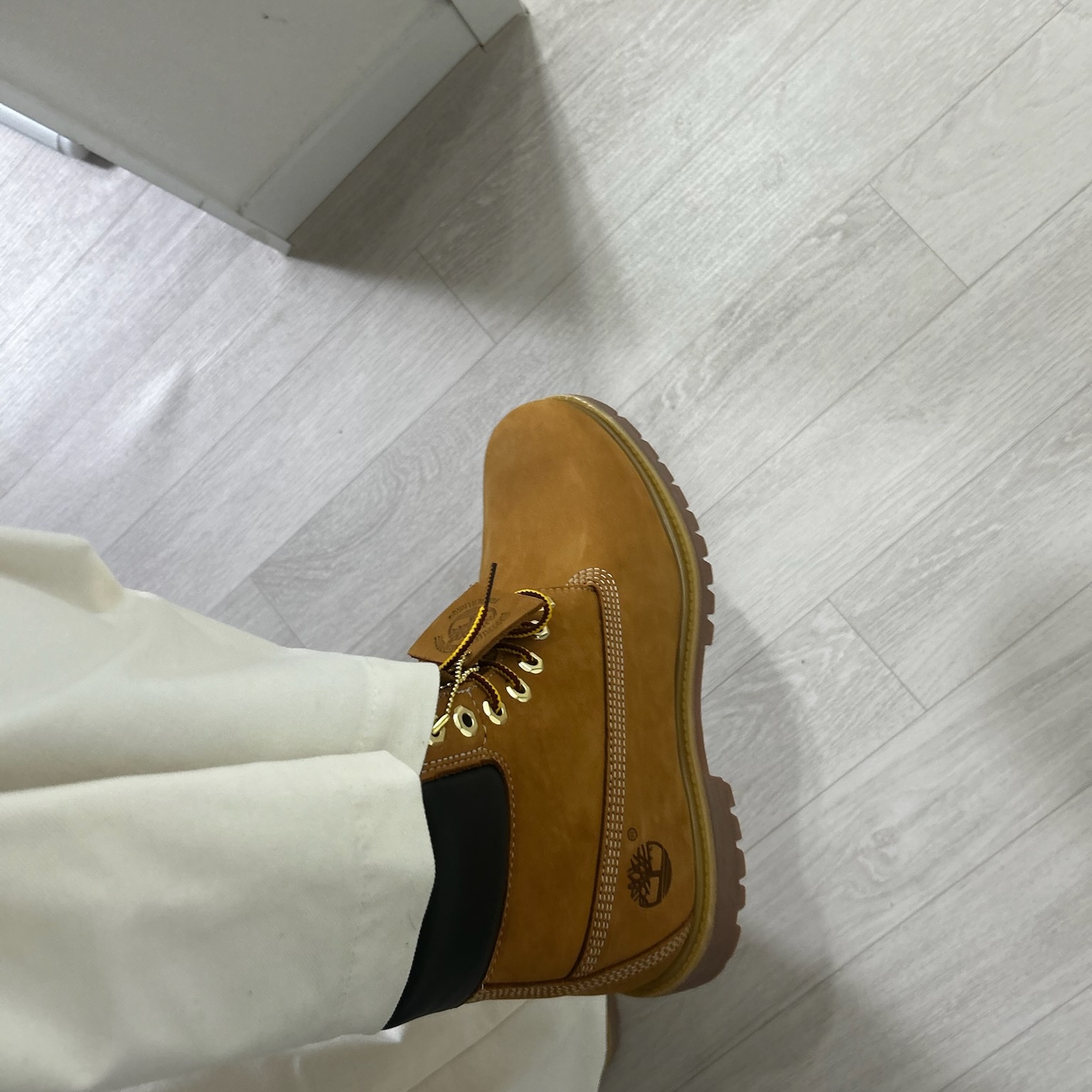 Timberland Premium 6 inch Waterproof Boot Wheat Nubuck - Wide 착용 스타일 - 1
