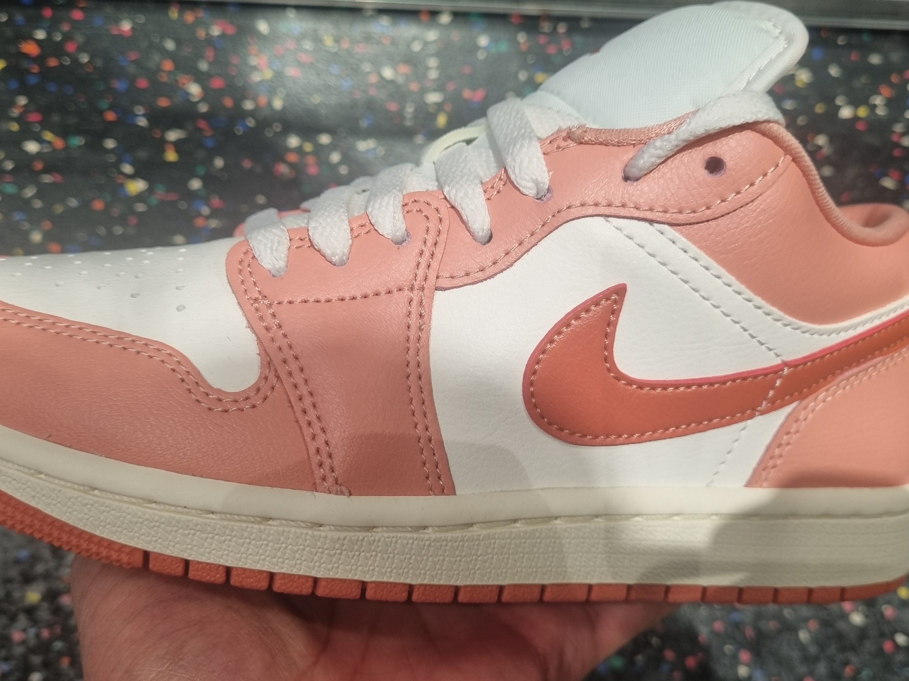 (W) Jordan 1 Low Sail Light Madder Root 착용 스타일