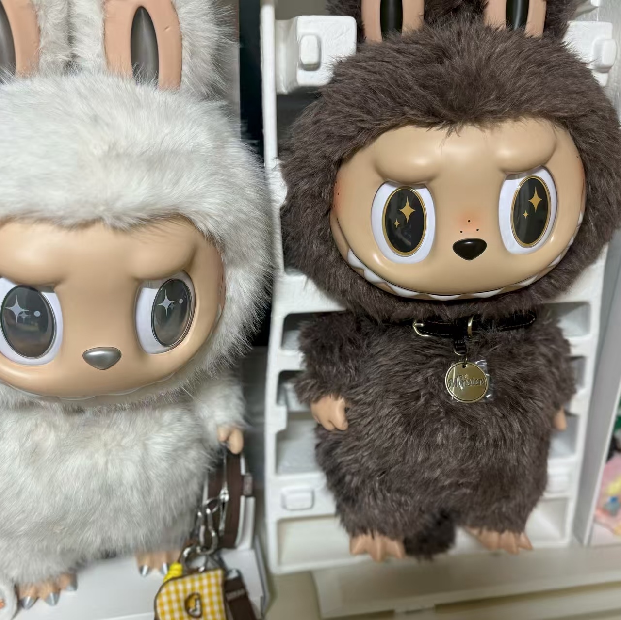 Pop Mart The Monsters I Found You Vinyl Face Doll 착용 스타일