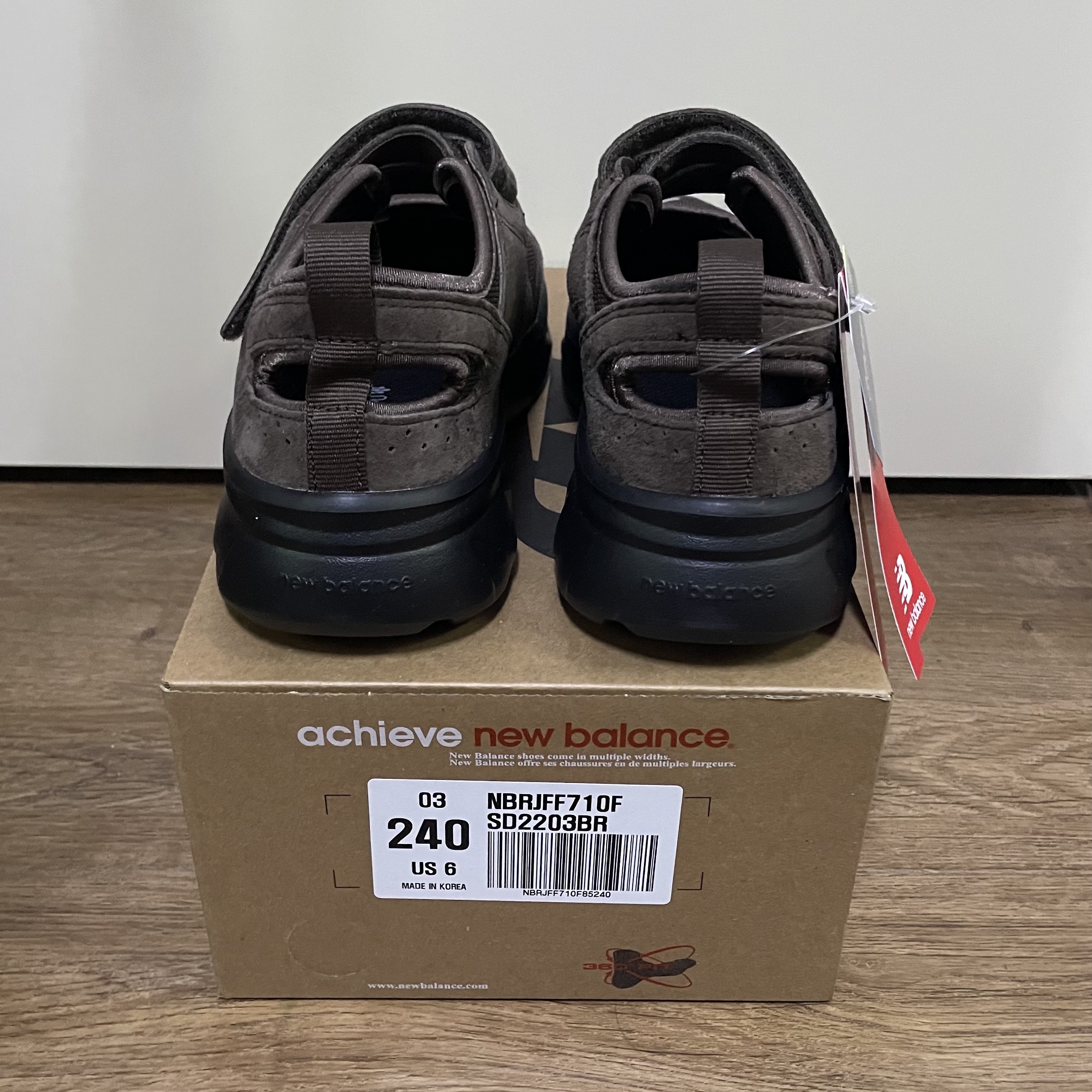 (W) New Balance Breeze SD2203 Brown 착용 스타일 - 3