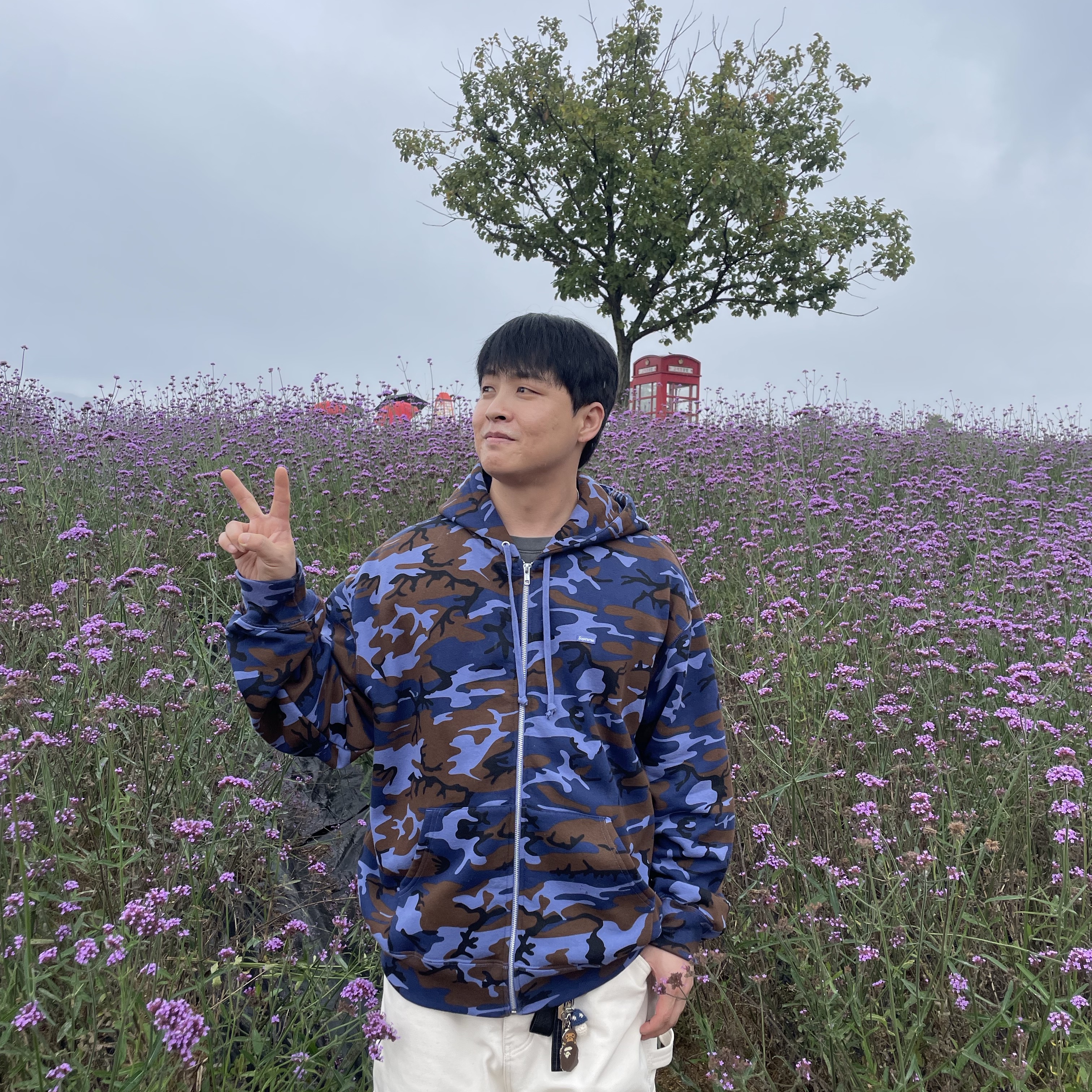 Supreme Small Box Zip Up Hooded Sweatshirt Blue Camo - 25SS, Burberry Trek Boots Manilla 착용 스타일 - 3