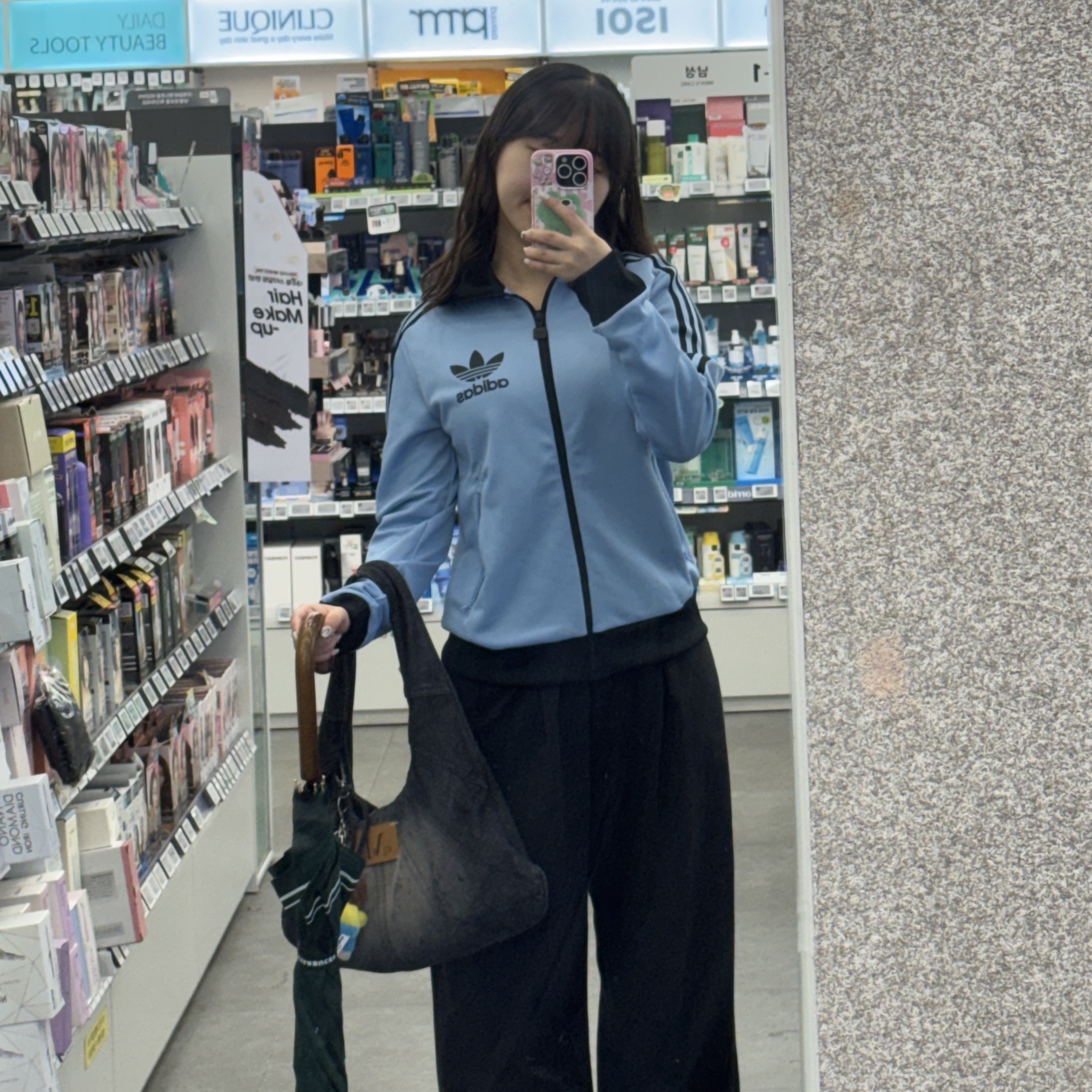 (W) Adidas Beckenbauer Track Top Clear Sky - KR Sizing 착용 스타일