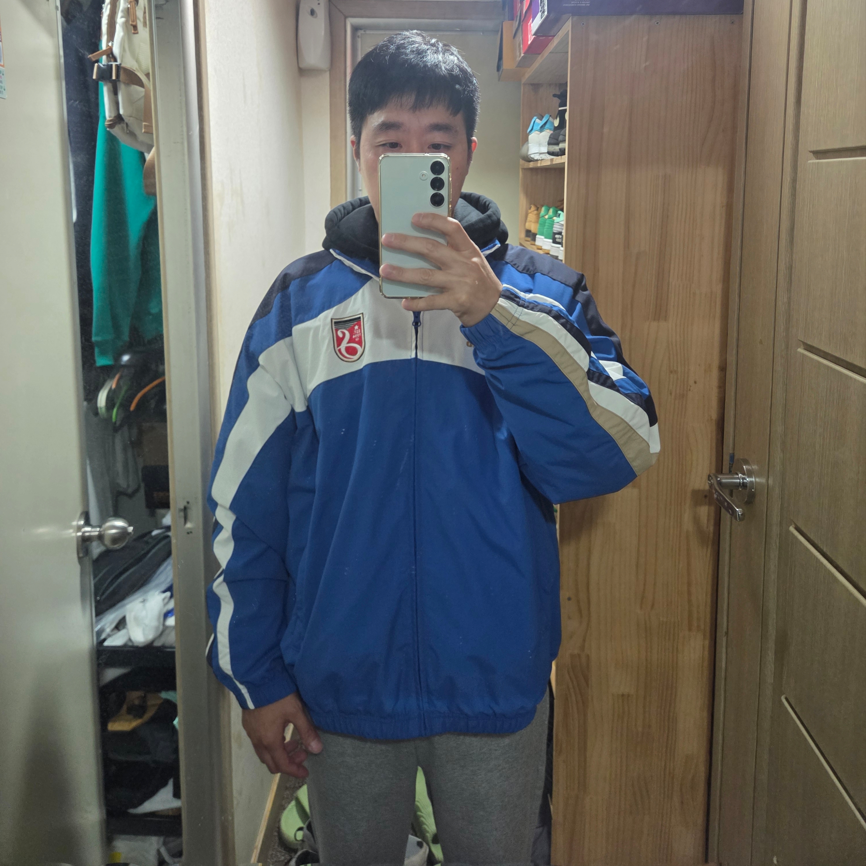 Supreme x Umbro Track Jacket Blue - 23SS 착용 스타일