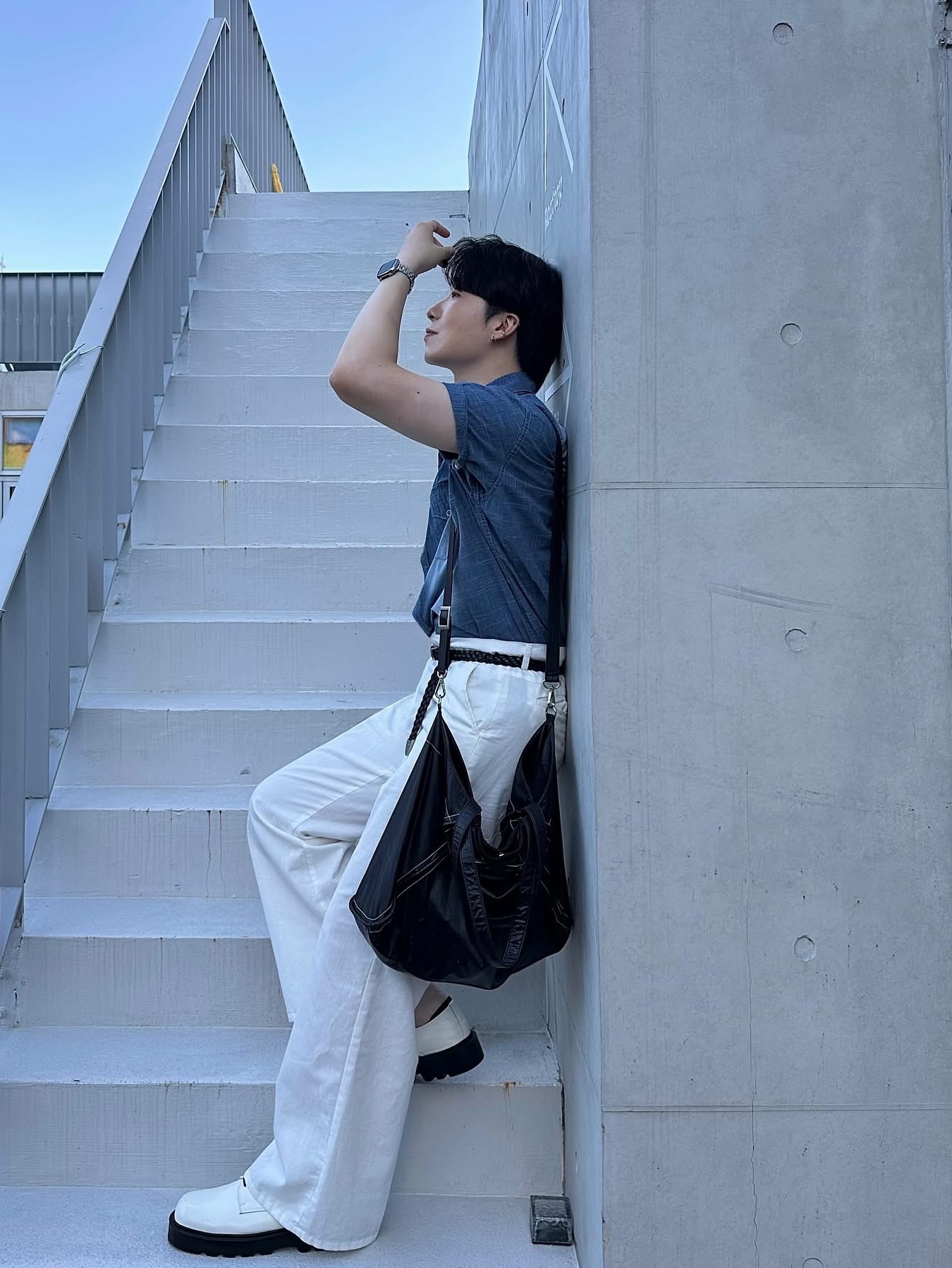 Matin Kim Big Coating Tote Bag Black, Ajobyajo PBA White Pearl Necklace Silver 착용 스타일 - 6