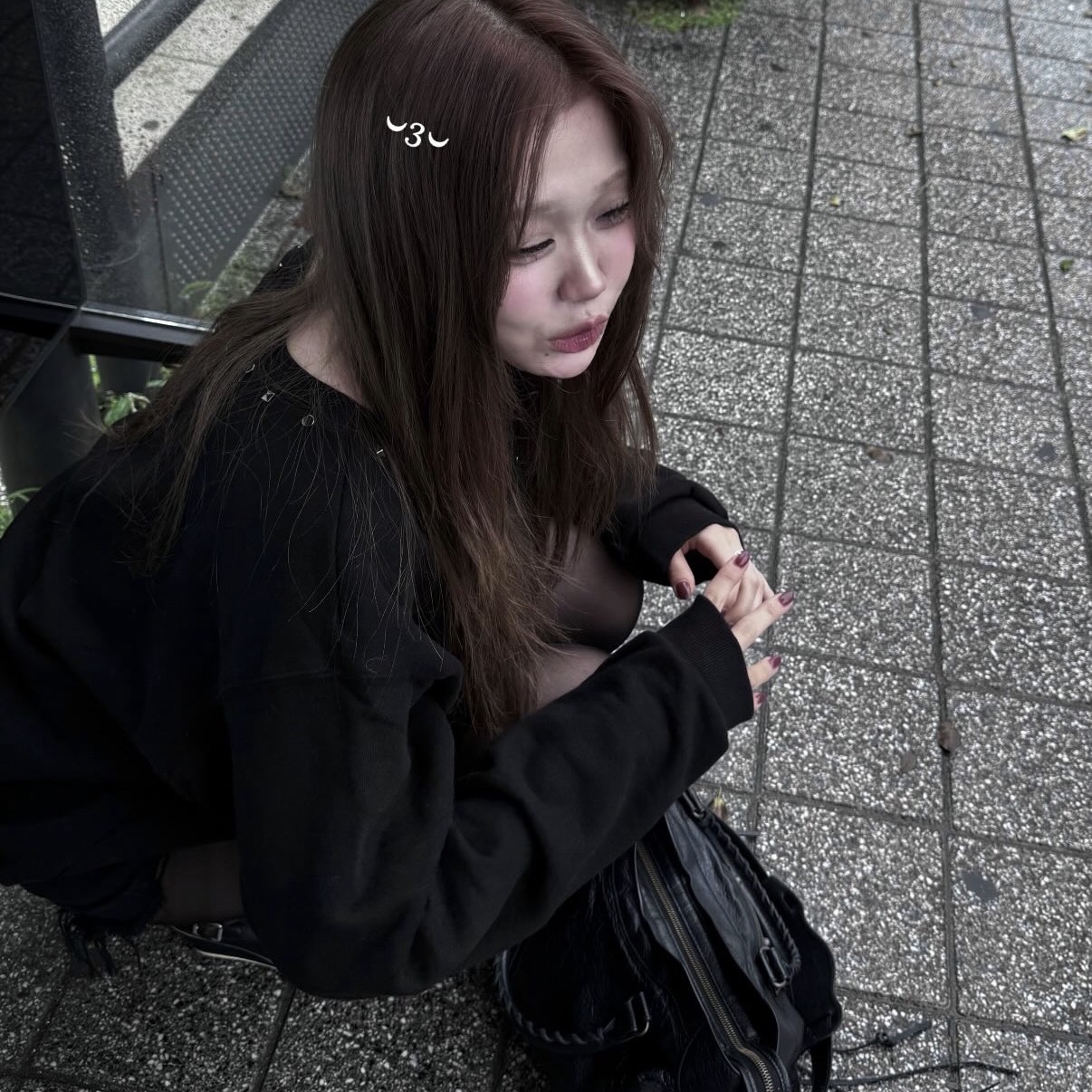 Balenciaga Le City Small Bag Black 착용 스타일 - 1