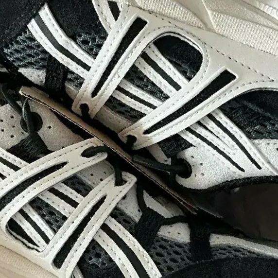 Asics Unlimited Gel-Sonoma 15-50 Carrier Grey White Alyssum 착용 스타일