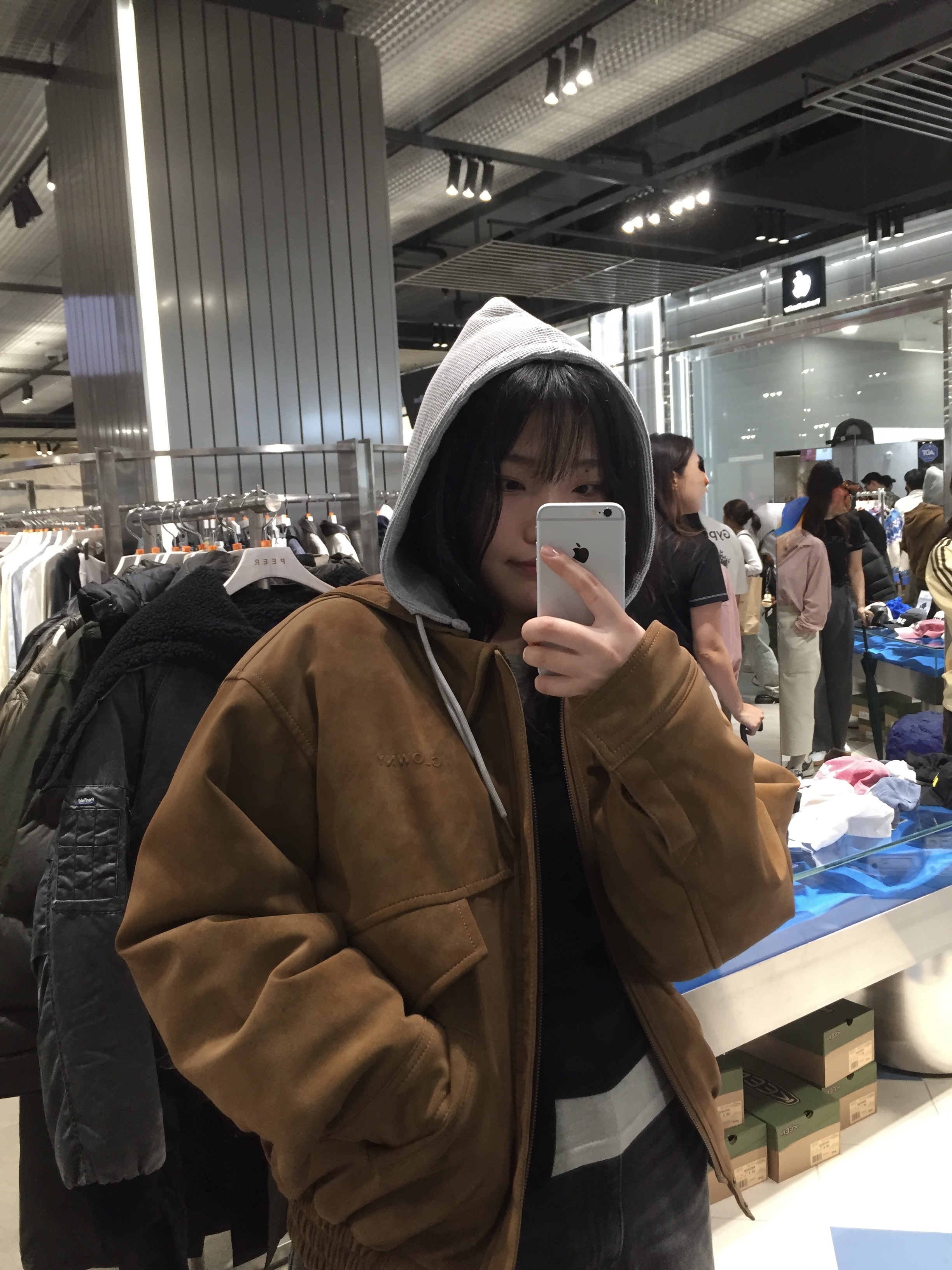 instagram @ueeybn님의 스타일