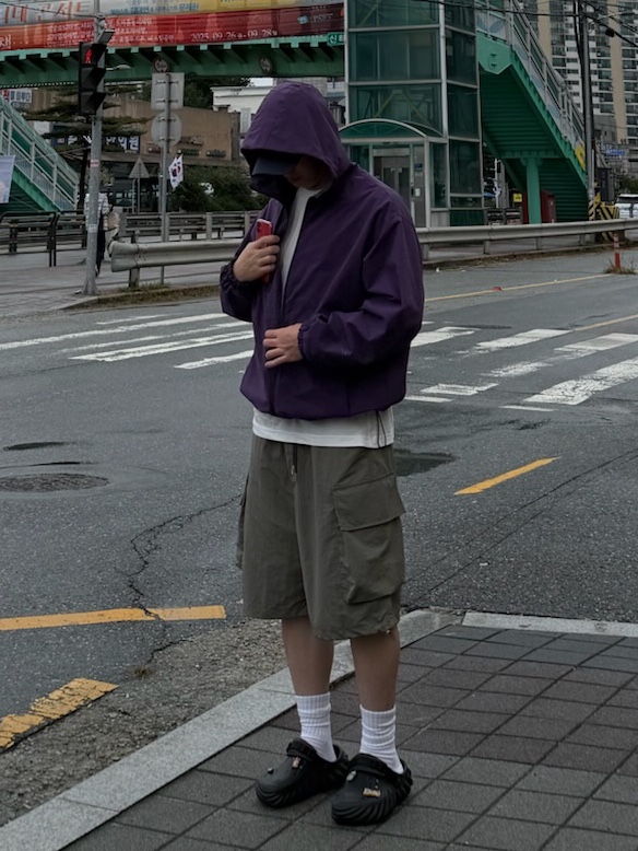 Crocs Echo Clog Black, Nanga × 47 Aurora Tex Cap Navy - 25SS 착용 스타일 - 2
