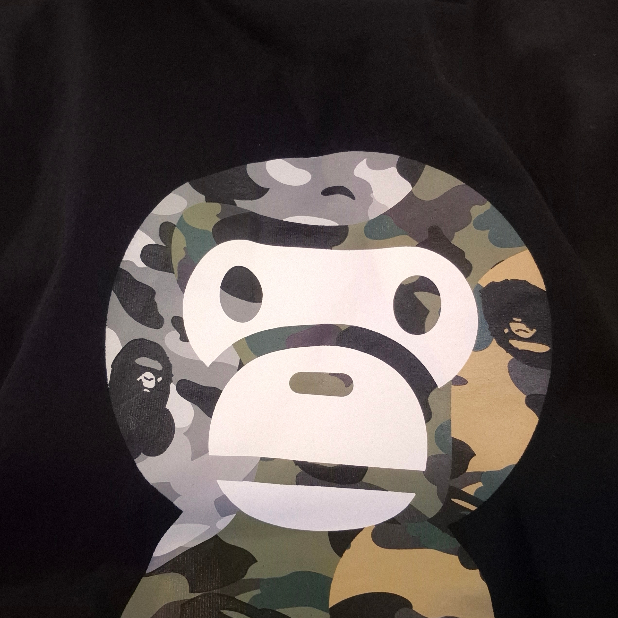 BAPE 1st Camo Crazy Baby Milo L/S T-Shirt Black 착용 스타일