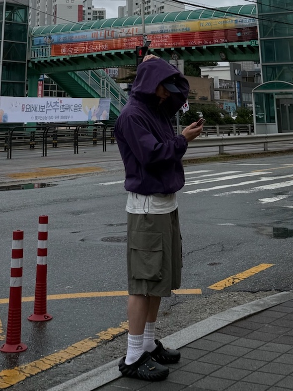 Crocs Echo Clog Black, Nanga × 47 Aurora Tex Cap Navy - 25SS 착용 스타일 - 5