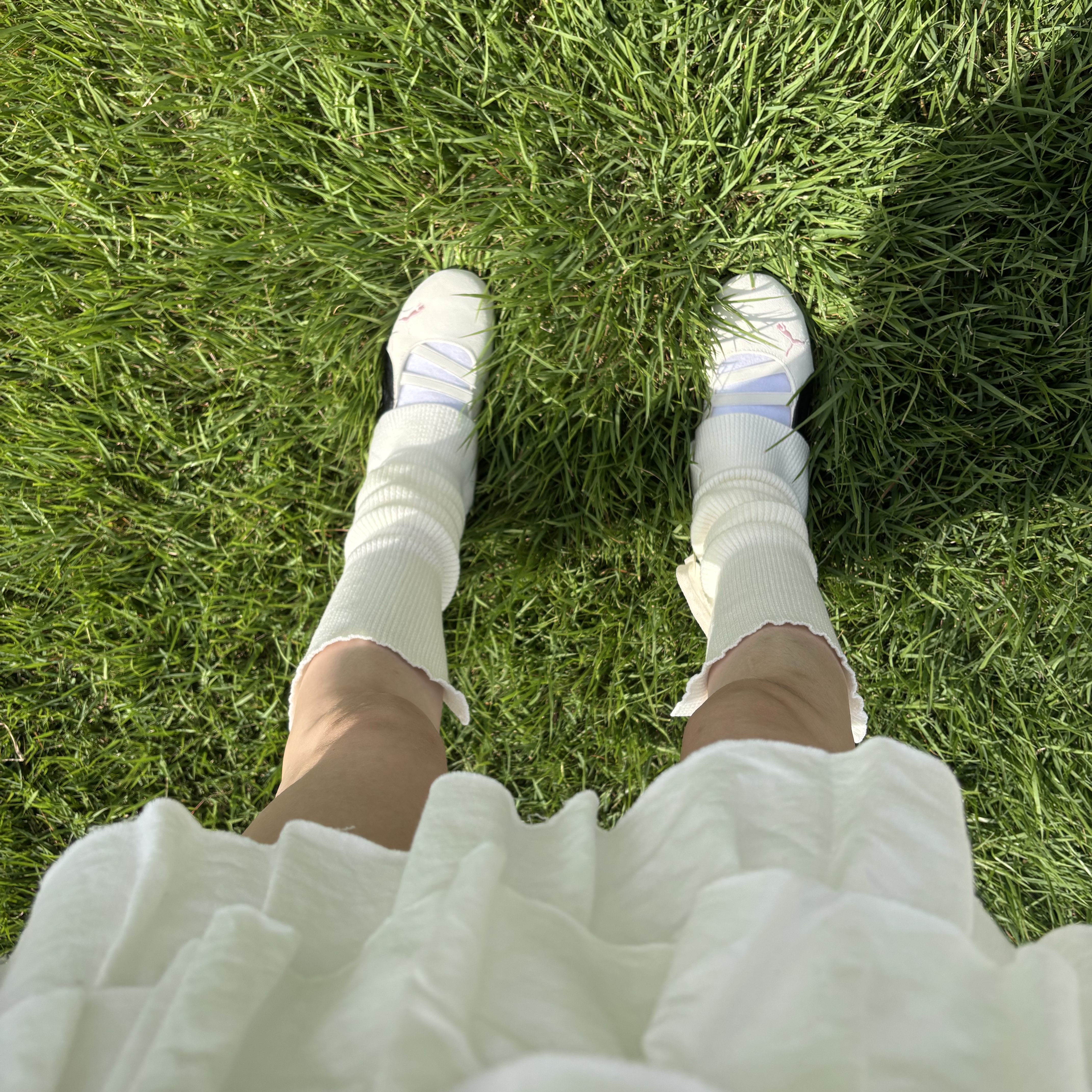 (W) Puma x Rosé Speedcat Ballet SD Warm White Black 착용 스타일 - 3