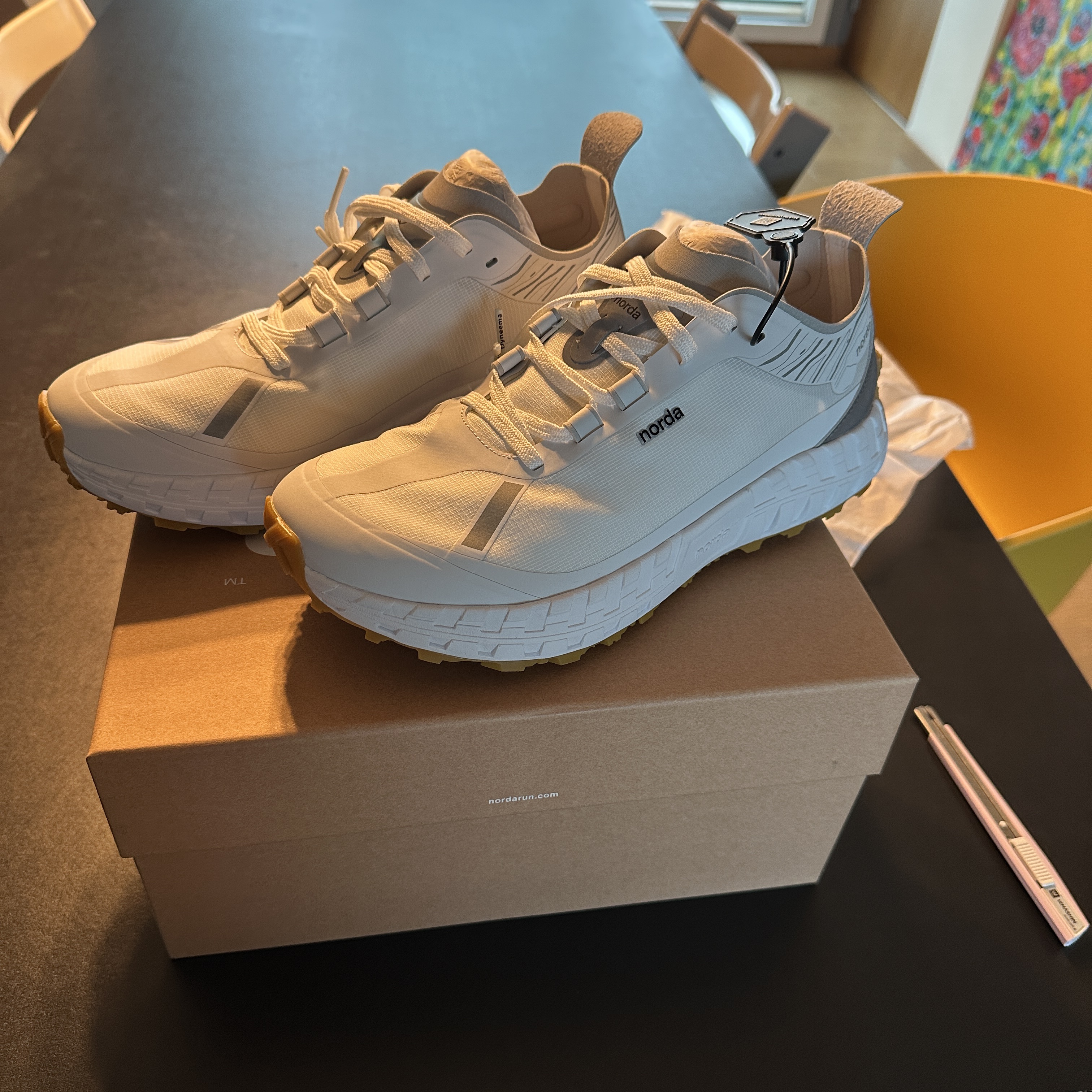 Norda 001/A White Gum 착용 스타일
