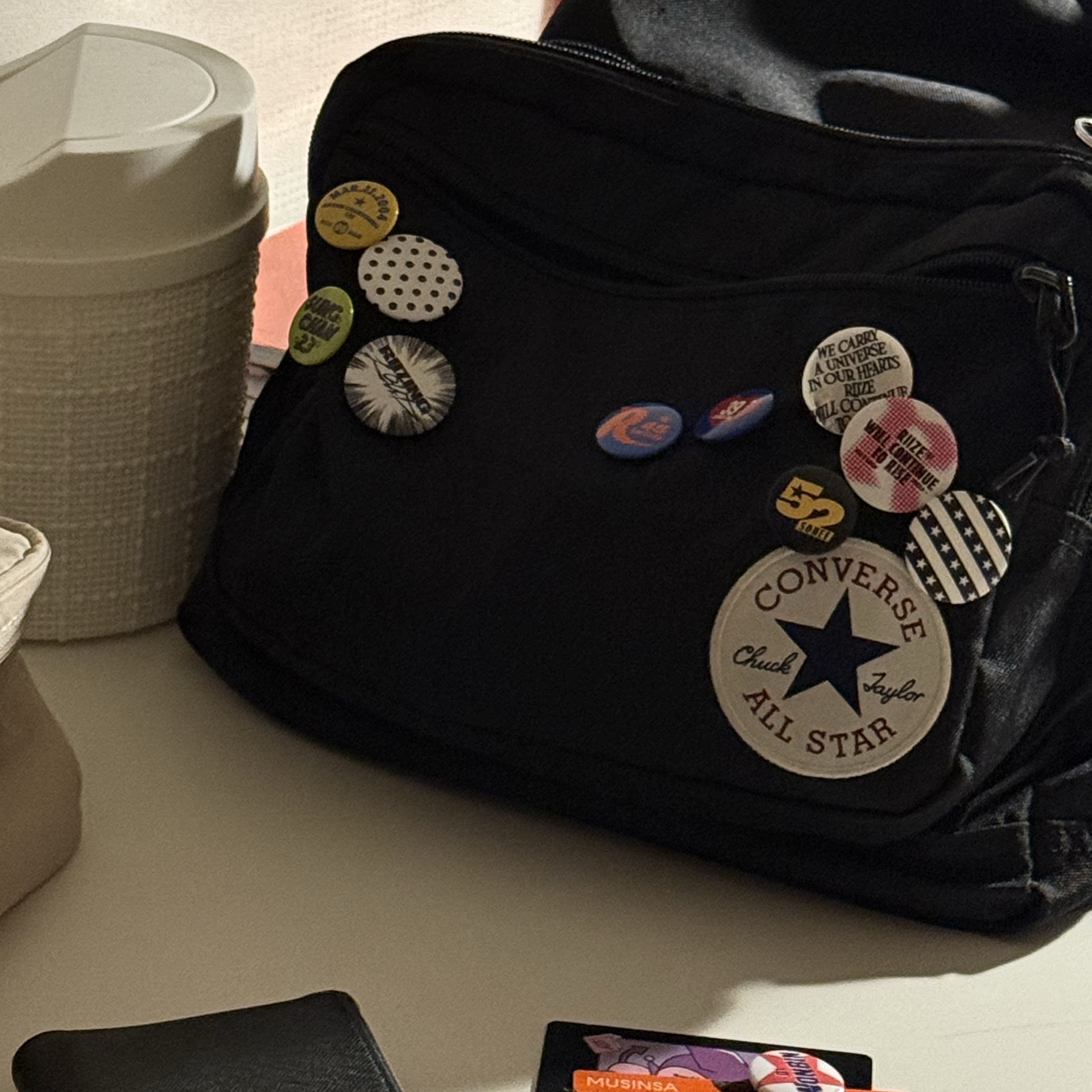Converse Go 2 Backpack Black 착용 스타일