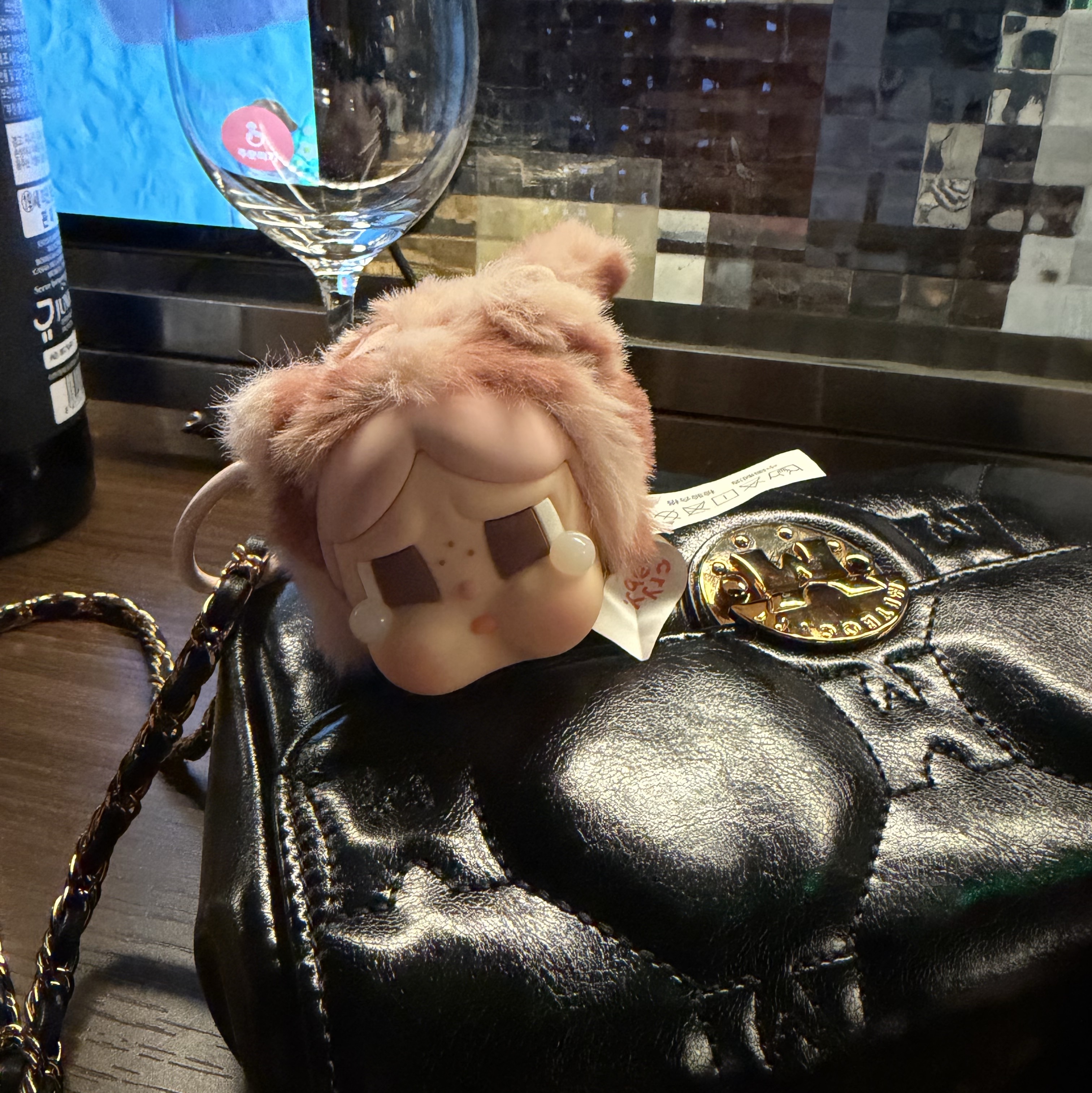 Pop Mart Crybaby Wild But Cutie Series Vinyl Plush Pendant Pink Cutie (Opened Case) 착용 스타일