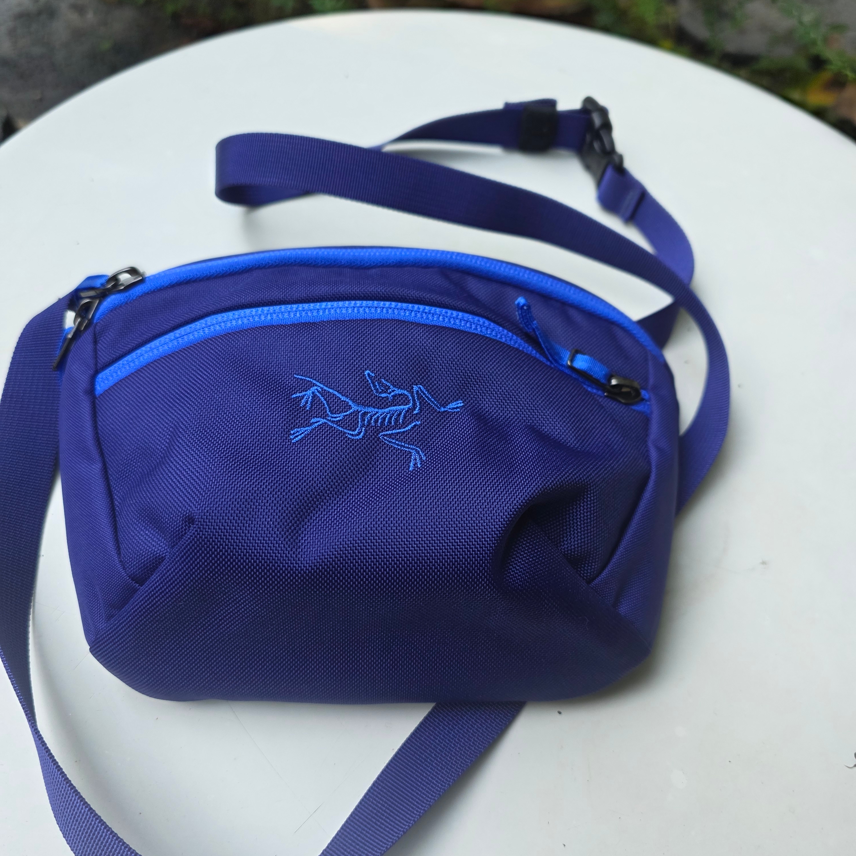 Arc'teryx Mantis 1 Waistpack Soulsonic Electra 착용 스타일 - 1