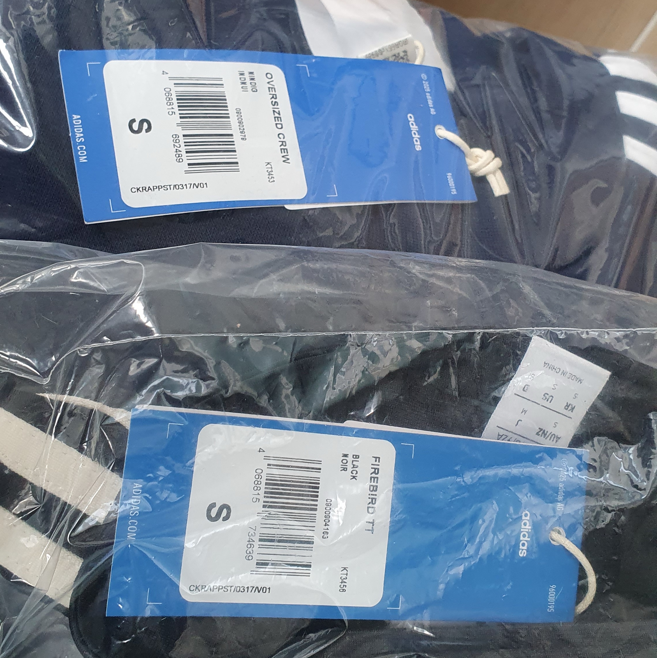 Adidas x Oasis Tour Oversized Crew Night Indigo - KR Sizing 착용 스타일