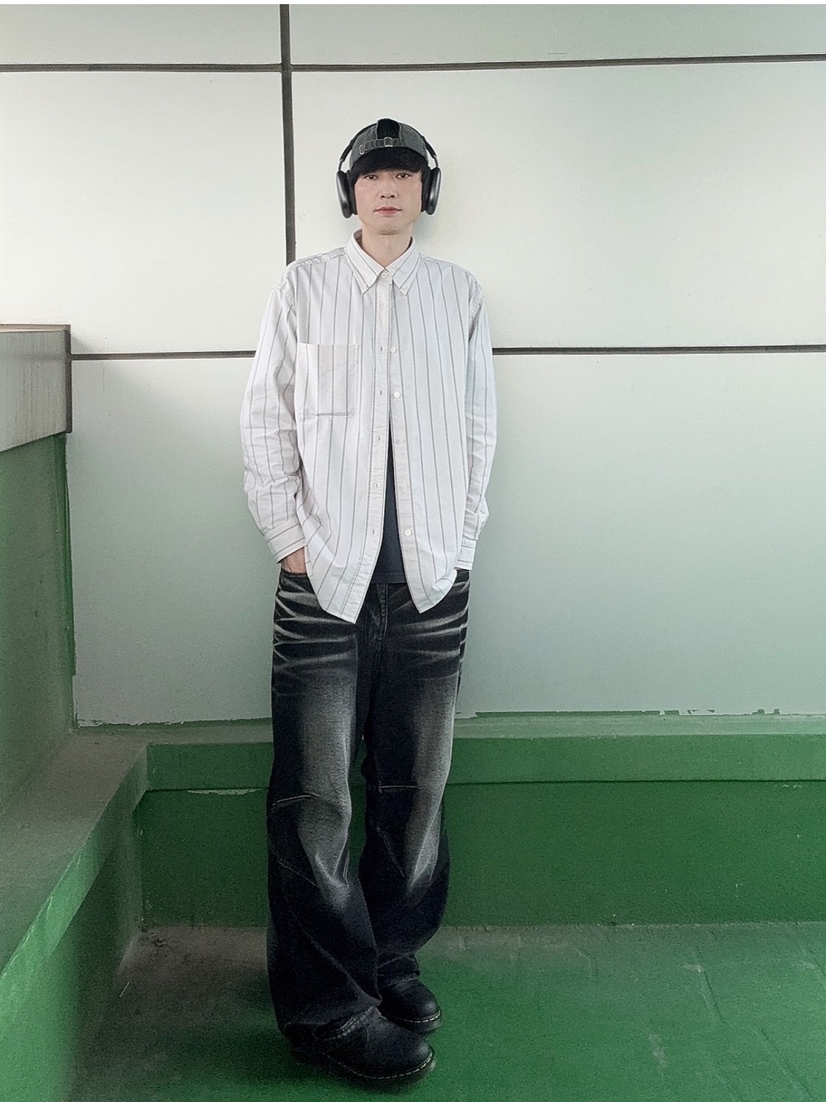 Dr. Martens 1461 Ambassador Black, Dr. Martens 1461 Smooth Leather Oxford Shoes Cherry Red 착용 스타일 - 7