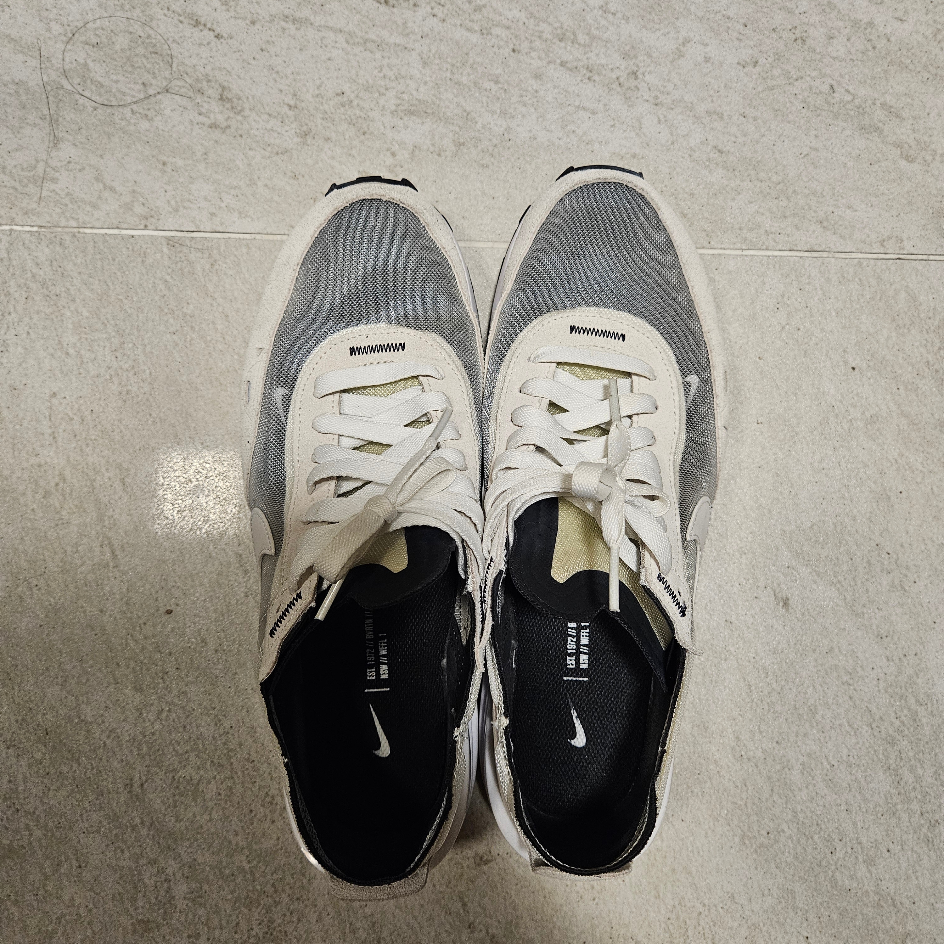 Nike Waffle One Infinite Lilac 착용 스타일
