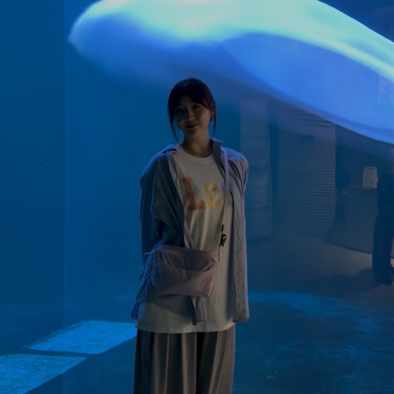 Louis Quatorze 08BL L-Quilting Shoulder Bag Black, (W) BAPE Milo Regular Fit T-Shirt White 착용 스타일 - 3