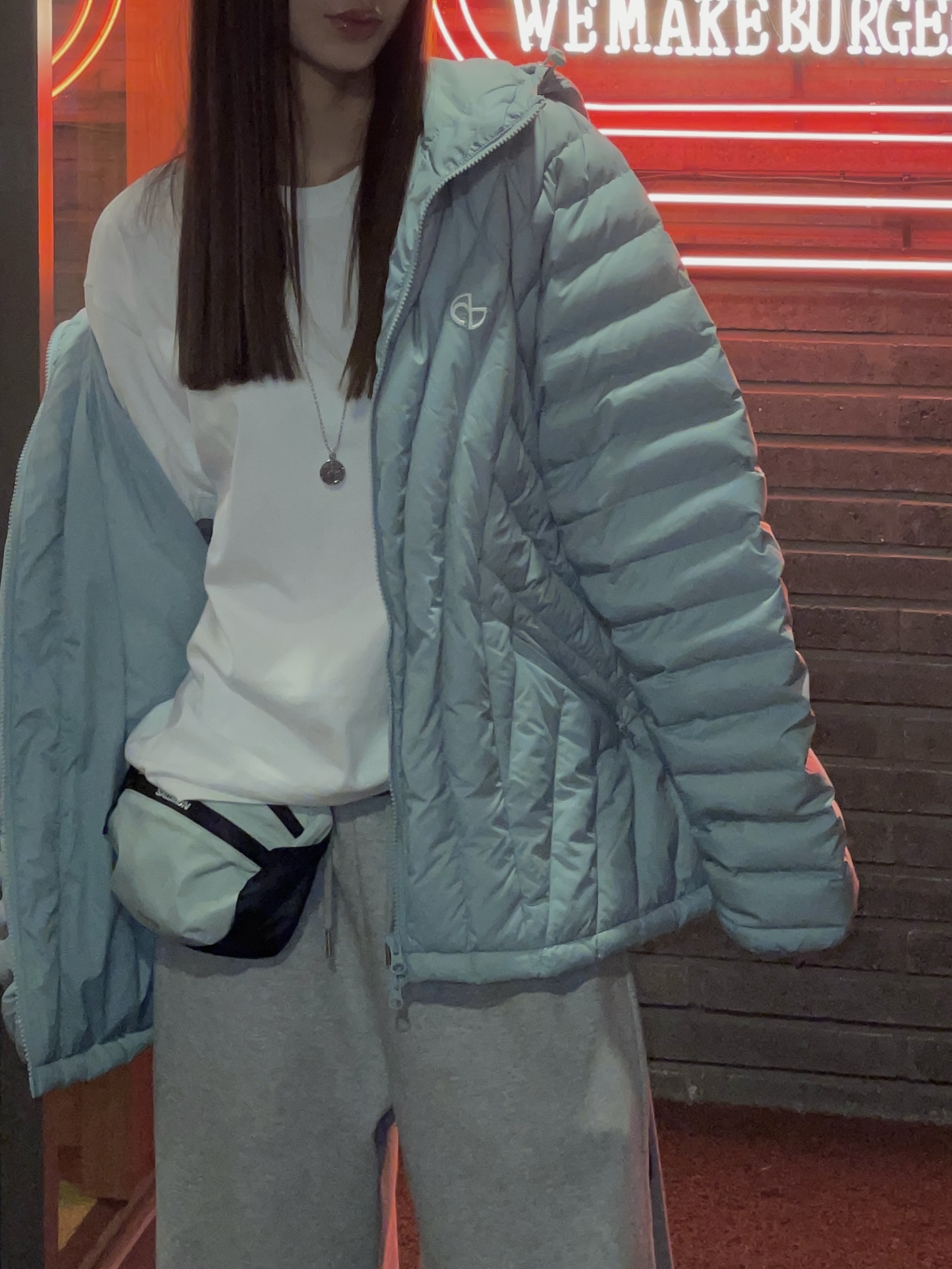 [KREAM 단독] NOMANUAL Nubes Light Duck Down Marina, Salomon Mont 2L Crossbody Bag Mint 착용 스타일 - 6