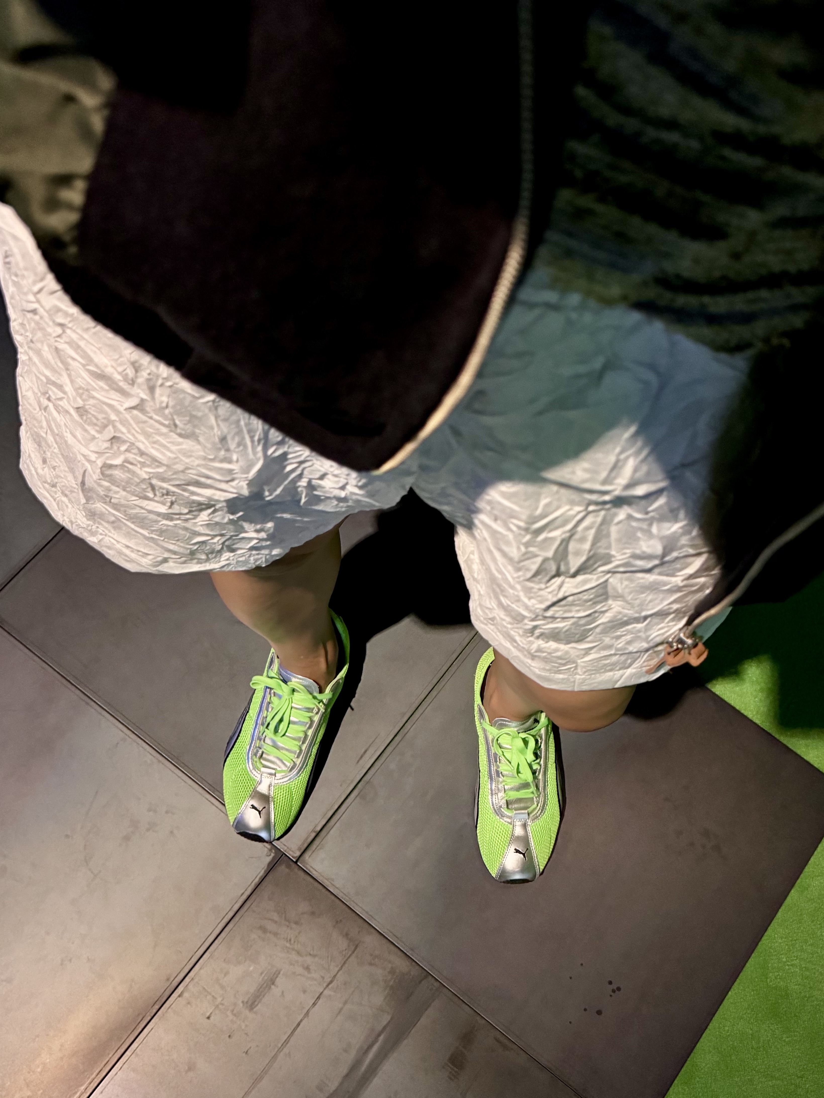 Puma H-street OG Green Silver, Mizuno Wave Prophecy LS Chicory Coffee Black Chicory Coffee 착용 스타일 - 1