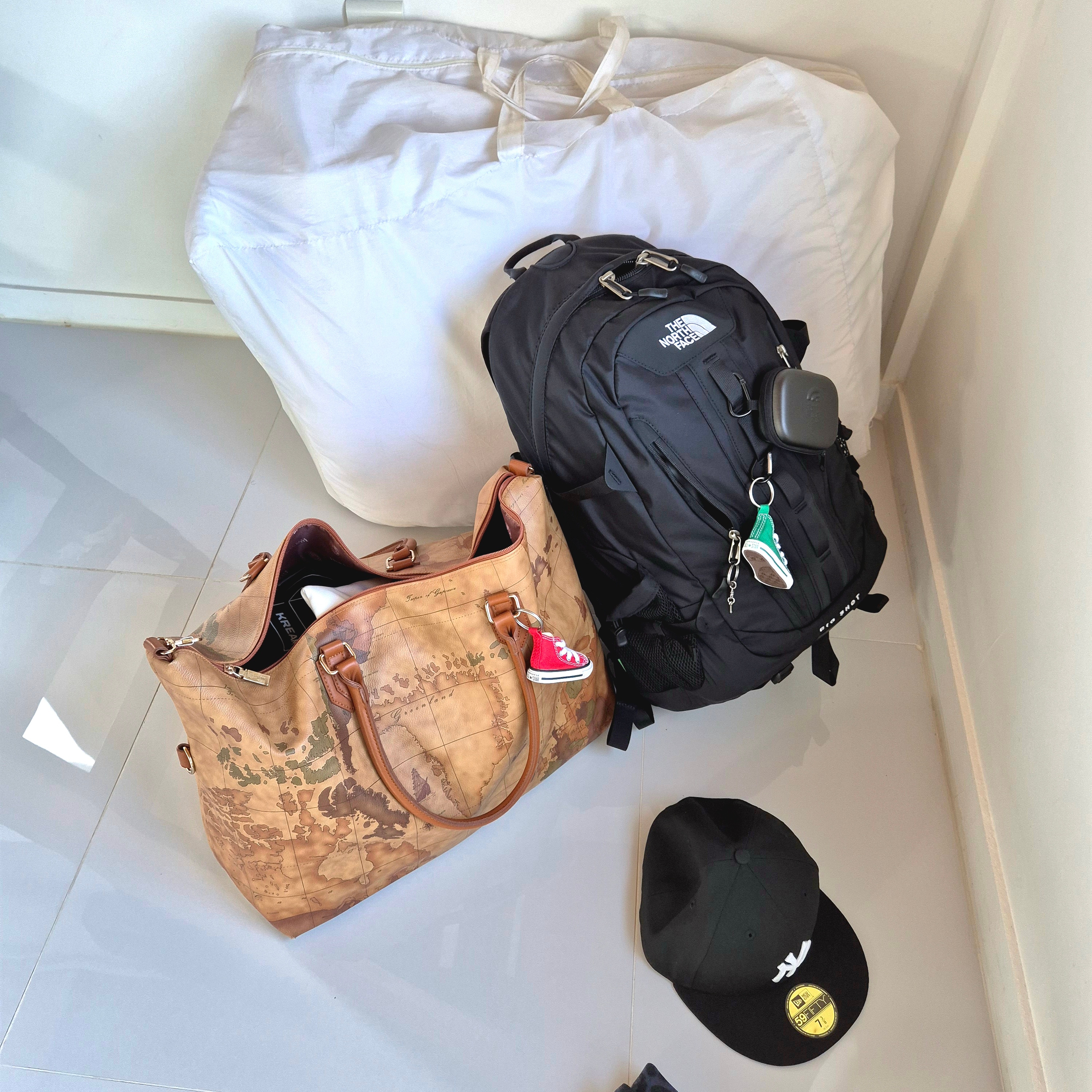 Maison Mihara Yasuhiro Blakey OG Sole Canvas Low-top Sneakers Black White, Casio G-Shock GM-2100-1A 착용 스타일 - 7