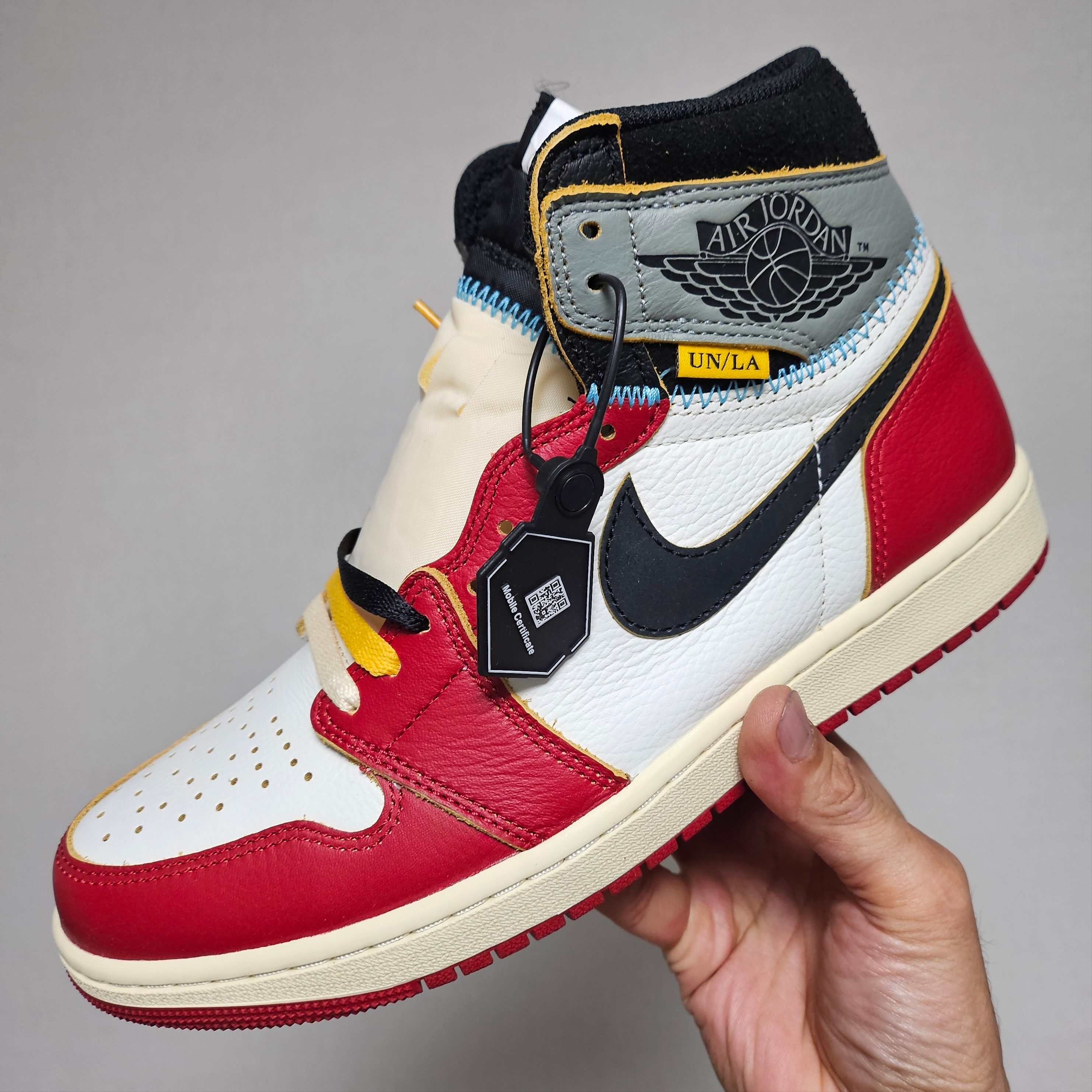 Jordan 1 x Union Retro High OG Chicago Shadow 착용 스타일 - 3