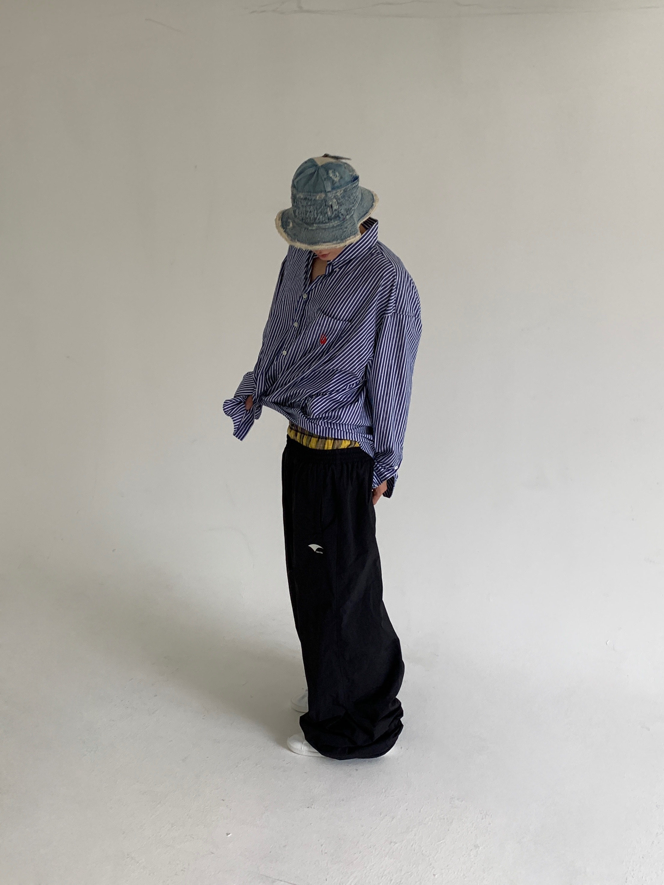 Balenciaga x Adidas Stan Smith Core White Green, Kapital 11.5 oz. Denim The Old Man And The Sea Hat Indigo 착용 스타일 - 2