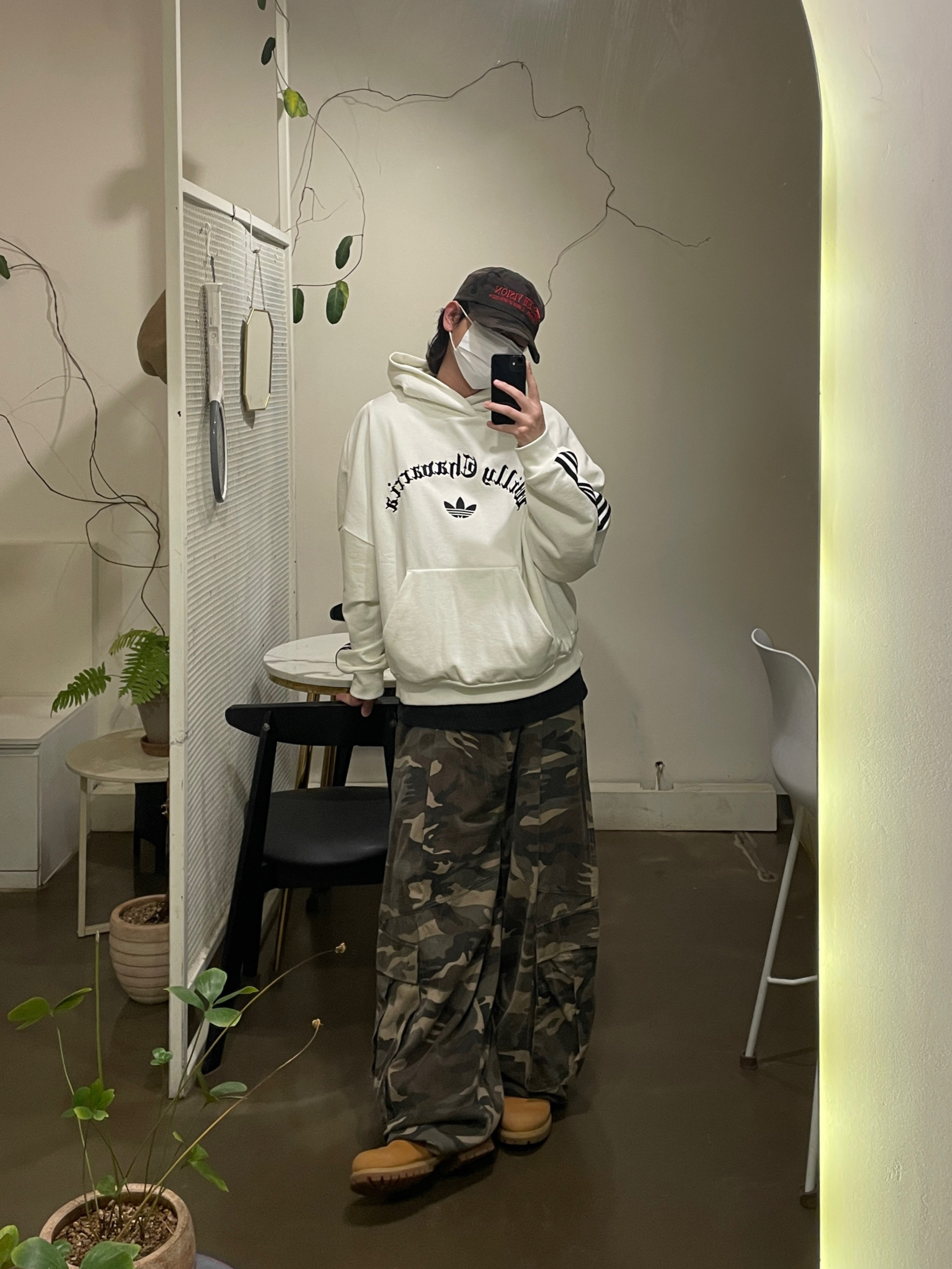 Adidas x Willy Chavarria Heavyweight Hoodie Off White - US Sizing, Undermycar Mu.54 Anti Fxxking Logo Play Big Cargo Camo Pants Camo Mocha 착용 스타일